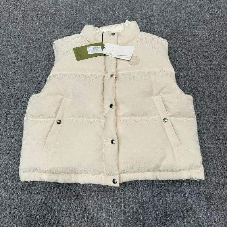 Gucci Gucci Ivory white old flower full print down vest 2501-Next Size US XS / EU 42 / 0 - 1 Thumbnail