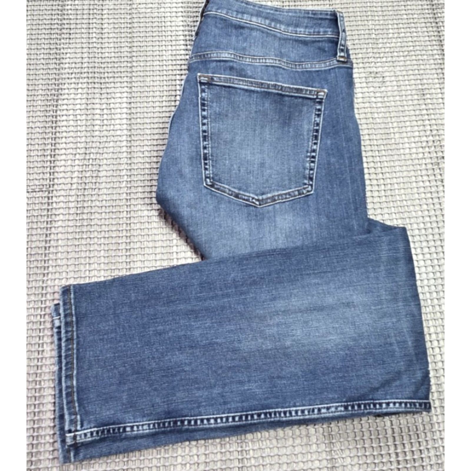 J.Crew VINTAGE J. CREW Jeans Slim Straight Blue 32 Tall 30 Distressed Medium Wash 32x30 Women's Jeans Size 24" / US 00 / IT 34 - 2 Thumbnail