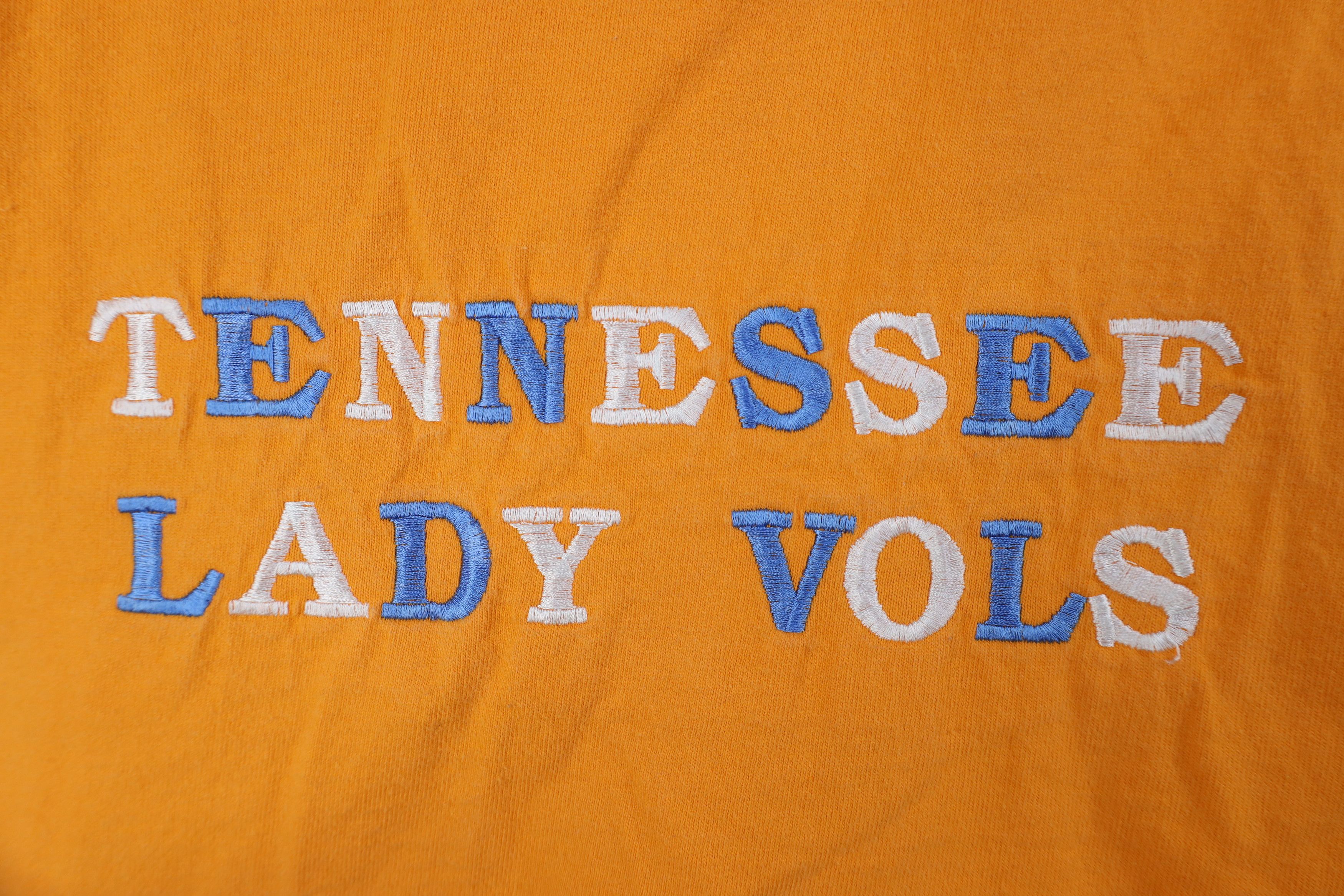 Vintage Vintage 90s University of Tennessee Lady Vols T-Shirt Size L / US 10 / IT 46 - 4 Thumbnail