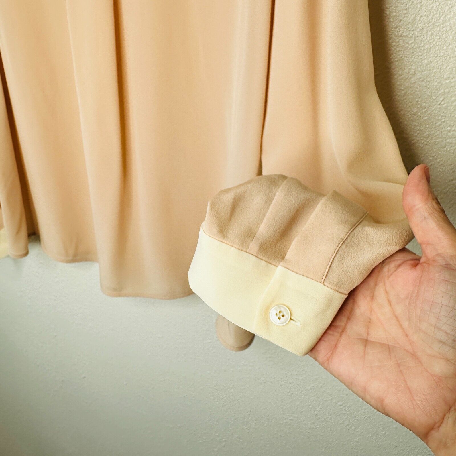Stella McCartney Stella McCartney Peach Silk Blouse Cream Collar Button 42 Size XL / US 12-14 / IT 48-50 - 5 Thumbnail
