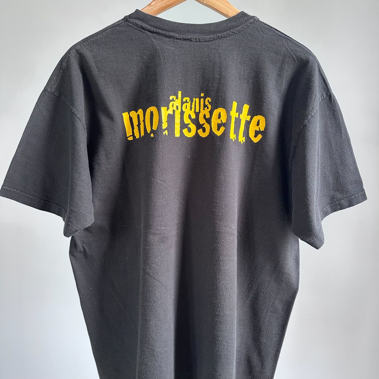 Vintage 1995 Alanis Morissette tour size XL Size US XL / EU 56 / 4 - 3 Thumbnail