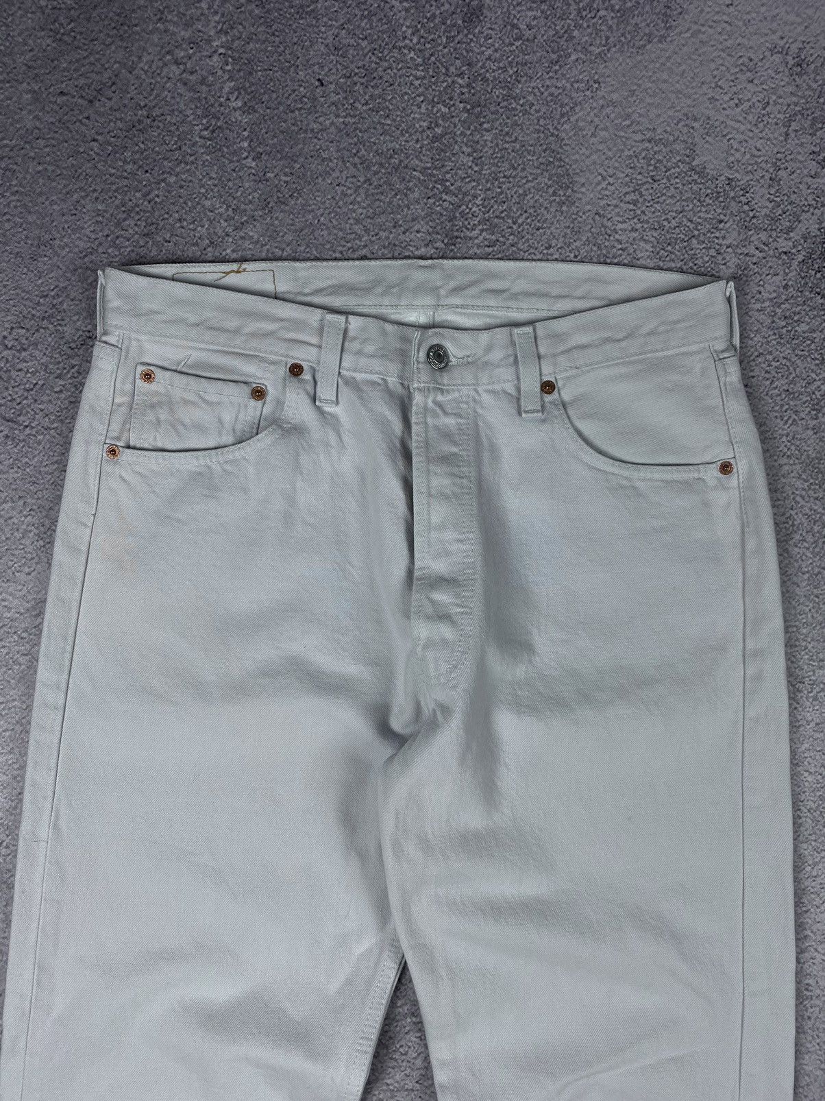 Levi's × Vintage Levis 501 Vintage White Jeans Size US 32 / EU 48 - 2 Thumbnail
