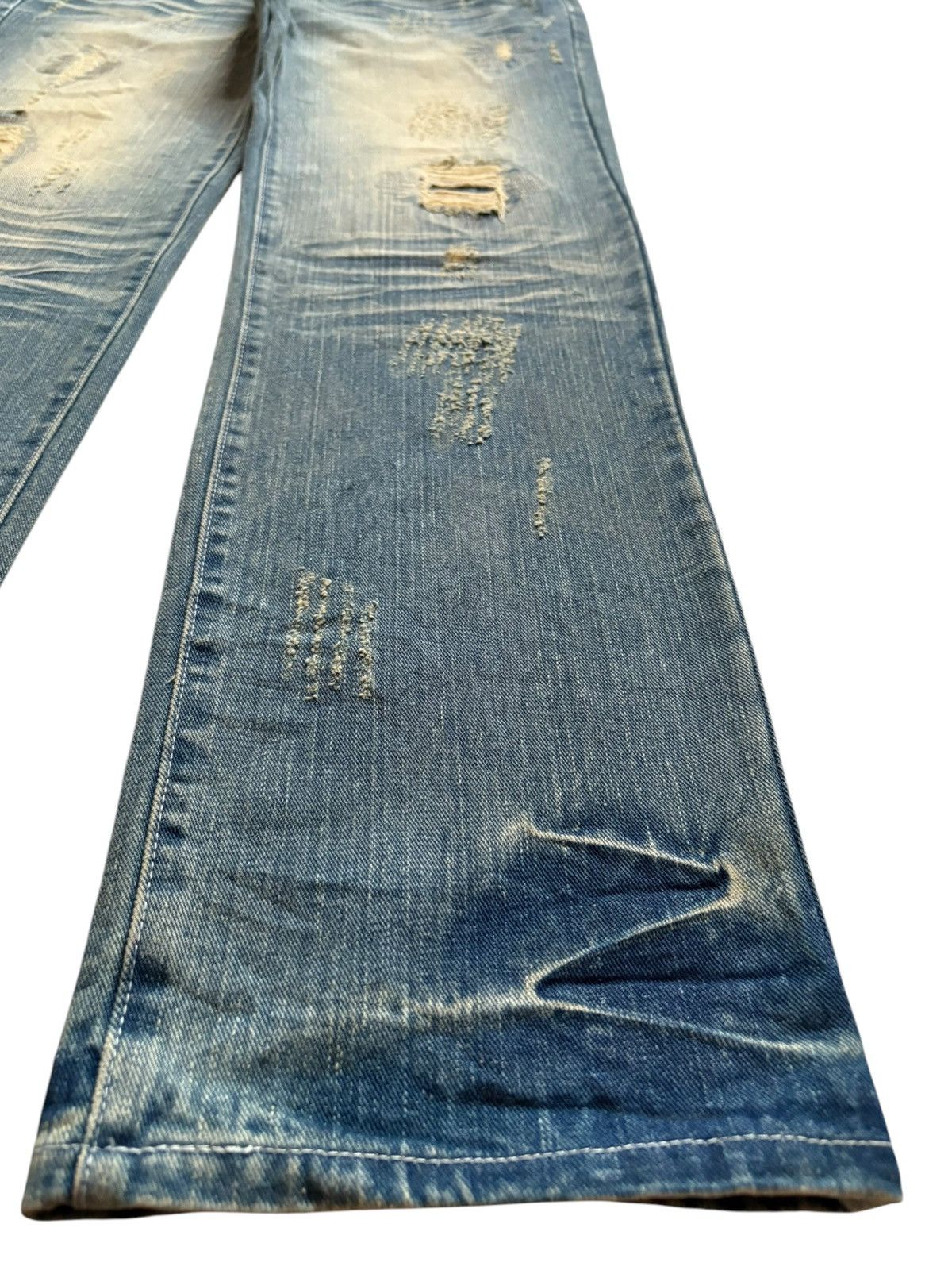 Japanese Brand Vintage Japanese Brand Rusty Wash Clawmark Loose Jeans Size US 33 - 7 Thumbnail