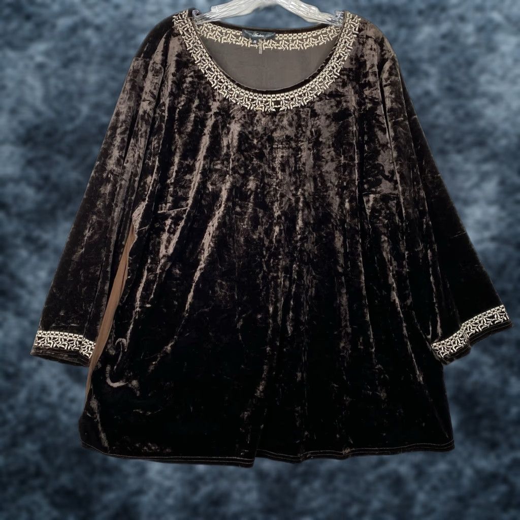 Vintage Andree By Unit Tunic Top Womens 2X Brown Velvet Embroidered Floral Bohemian 3/4 Sleeve Casual Blouse Shirt XS? Size XXL / US 16-18 / IT 52-54 - 1 Thumbnail