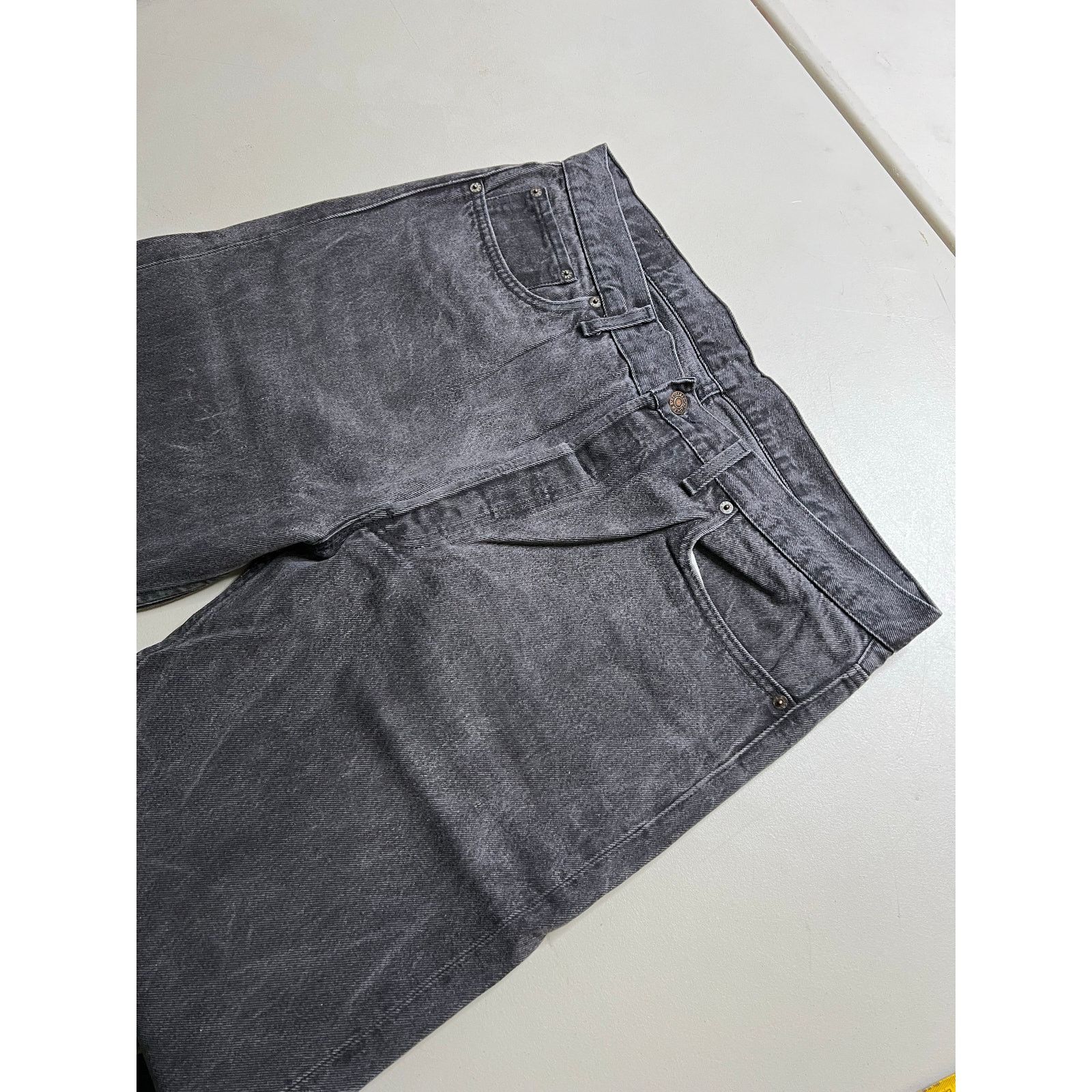 Levi's Vintage Levis 501 Jeans Button Fly Size 38x30 Black 90s USA Size US 38 / EU 54 - 9 Thumbnail