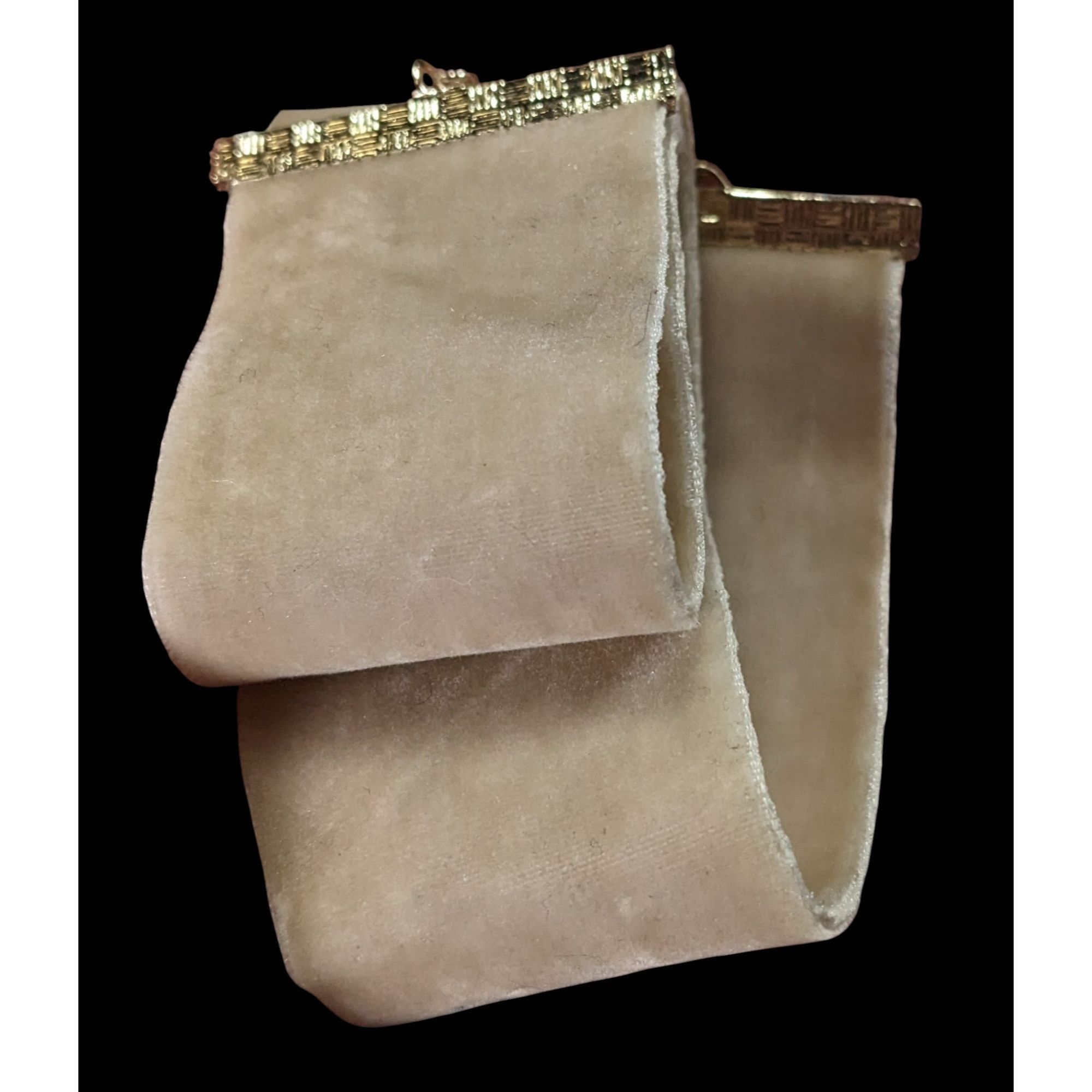 Express Express Y2K Velvet Beige Choker Necklace With Gold Clasp Det Size ONE SIZE - 5 Thumbnail