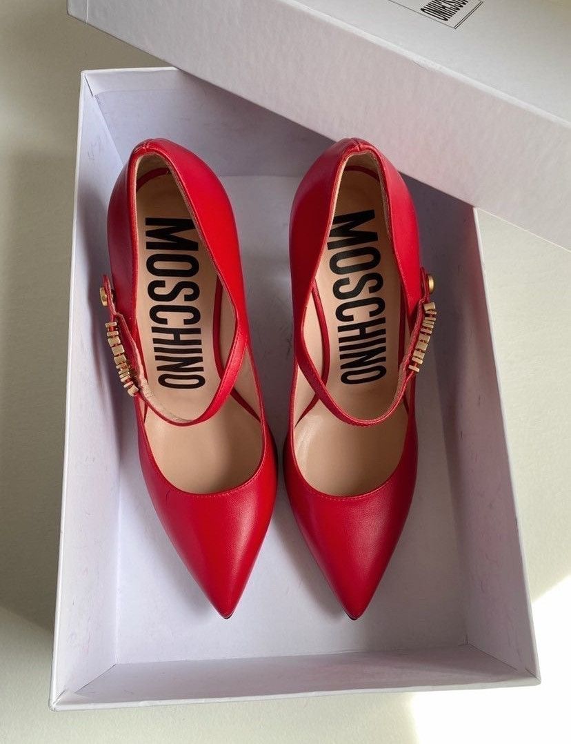 Moschino Moschino Leather Mary Jane Pump size 36 Size US 6 / IT 36 - 2 Thumbnail