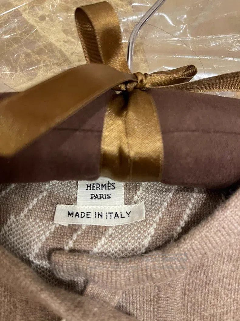Hermes Hermes Brown short sleeves Size XS / US 0-2 / IT 36-38 - 2 Thumbnail