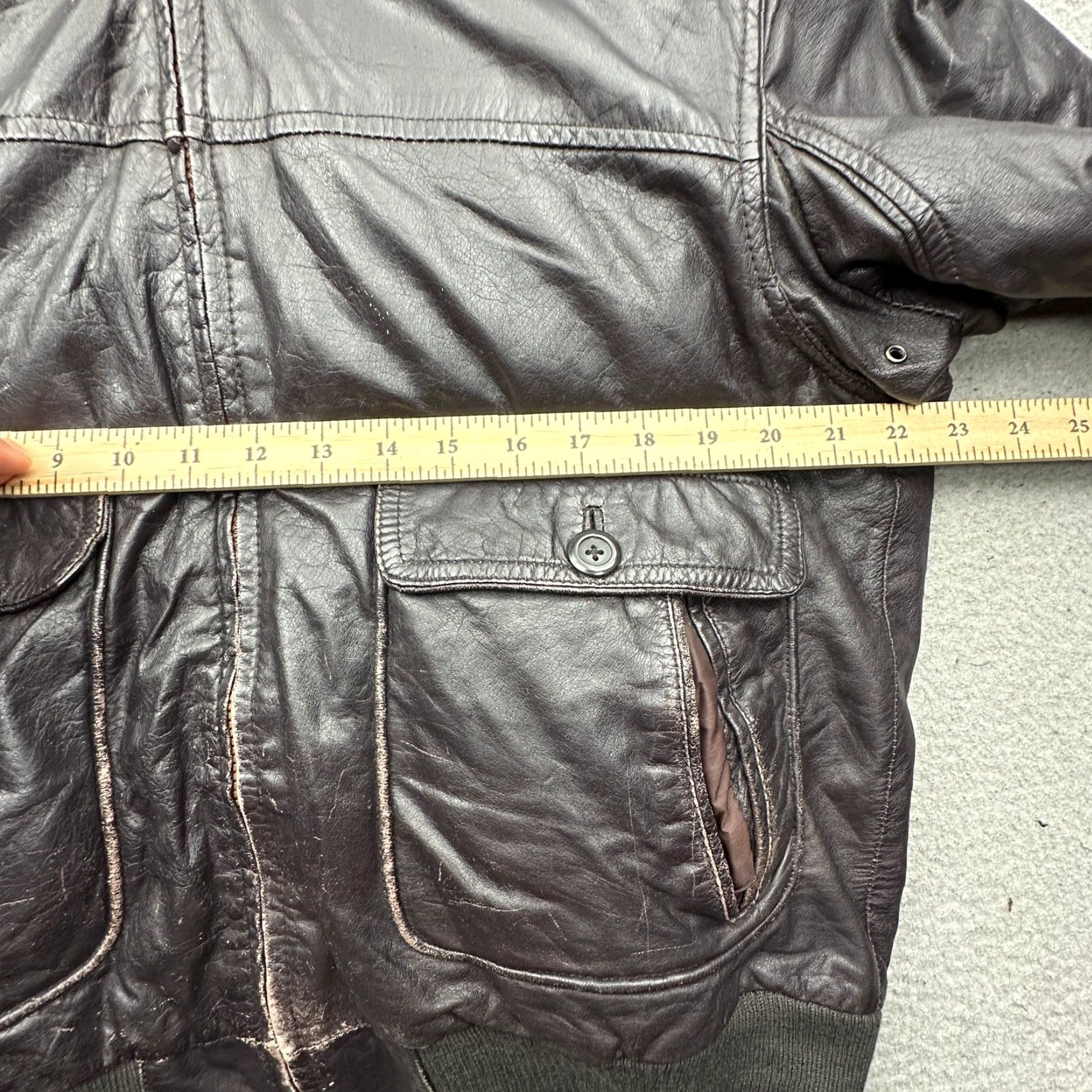 Vintage VINTAGE Deerskin Trading Post Bomber Leather Jacket Mens 40 Medium Brown Acrylic Pile Lined Jacket Mens 40 Medium Brown Size US XXS / EU 40 - 6 Thumbnail