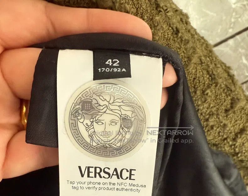 Versace Versace Tweed double-breasted coat Size M / US 6-8 / IT 42-44 - 3 Thumbnail