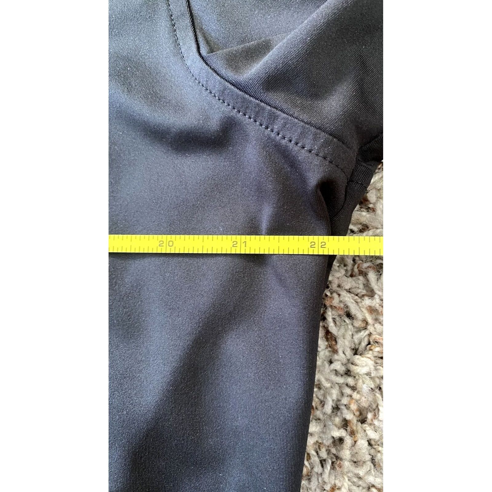Peter Millar Peter Millar Crown Crafted Short Sleeve Women’s M Black Polo Shirt Womens M Black Size 32" / US 10 / IT 46 - 8 Thumbnail