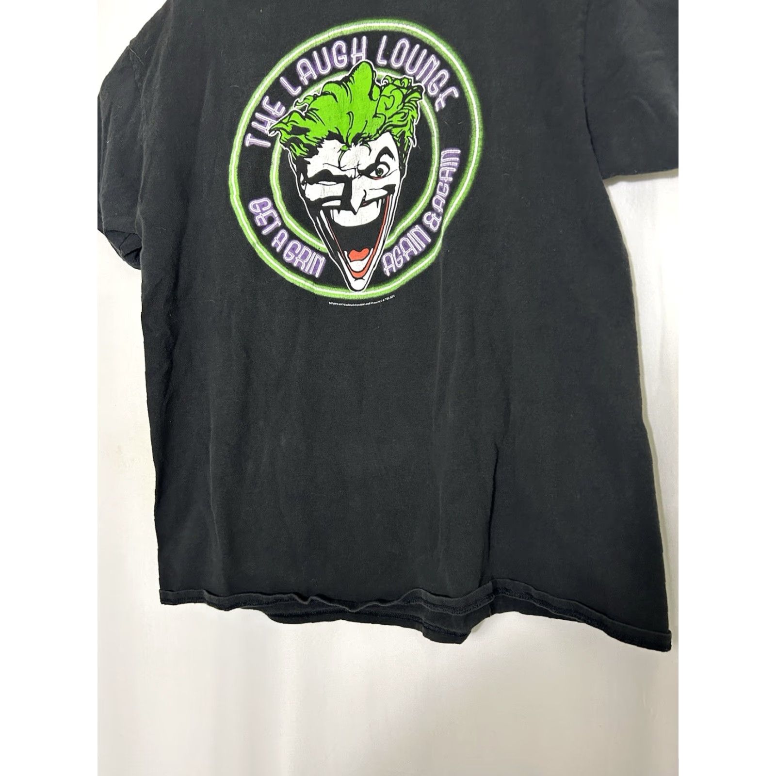 DC Comics VINTAGE DC Comics The Joker T-Shirt Mens L Black Crew Neck Short Sleeve Batman 90s Comics Movie DC Universe Logo Regular Mens Size US L / EU 52-54 / 3 - 6 Thumbnail