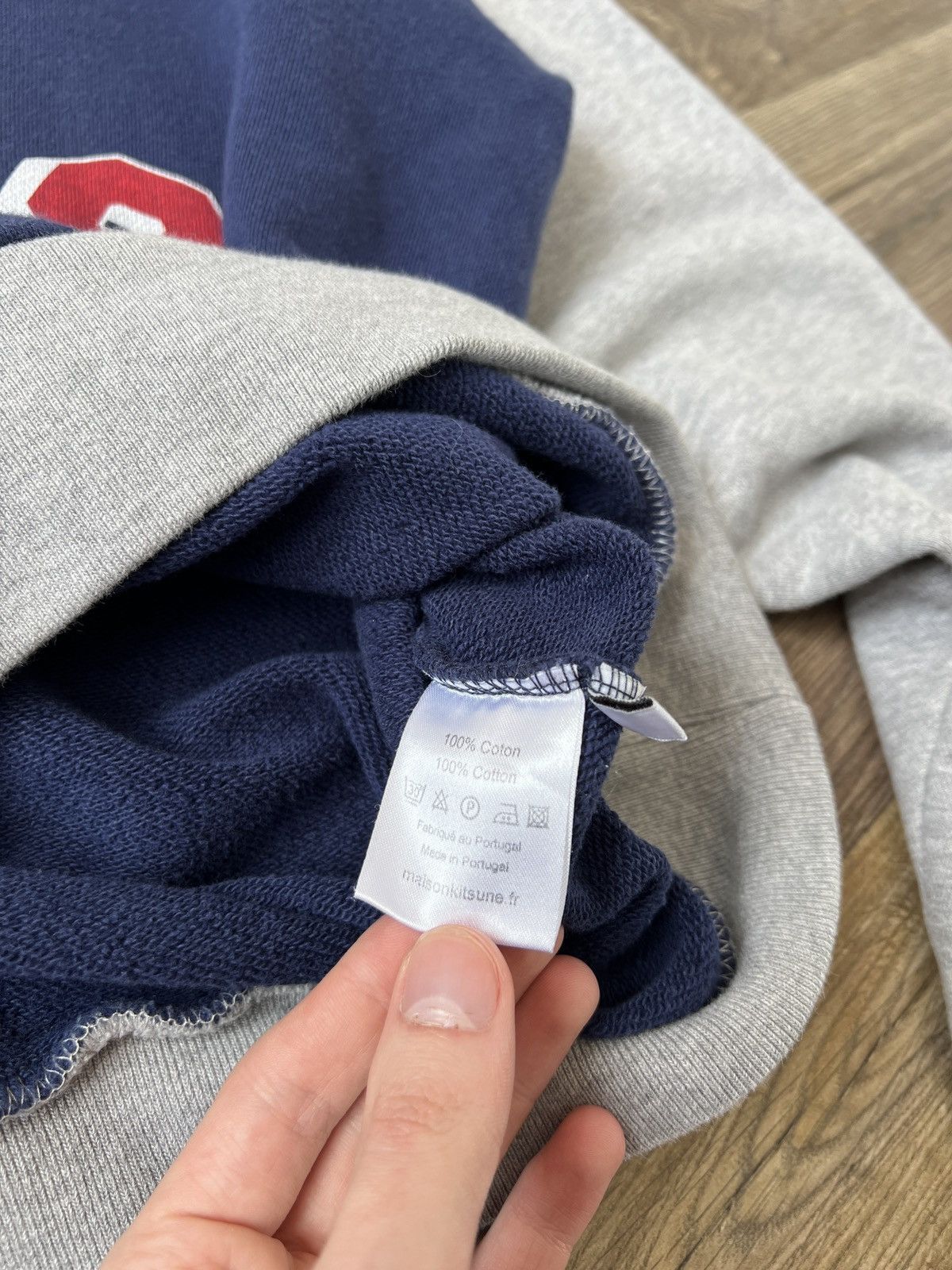 Designer × Maison Kitsune × Vintage Vintage Kitsune Paris Cotton Printed Sweatshirt Size US M / EU 48-50 / 2 - 11 Thumbnail