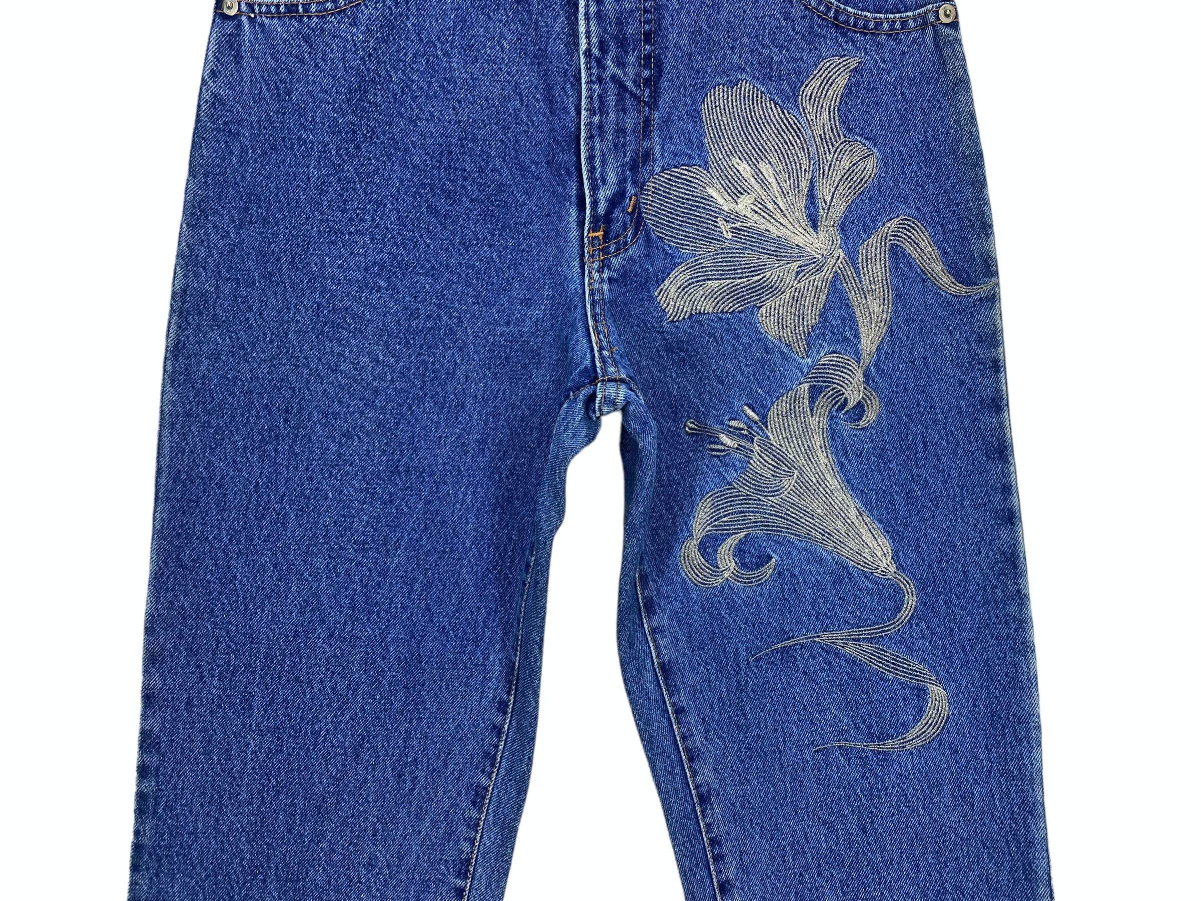 Ferre Ferre Jeans Embroided Flower Jeans Size US 26 / EU 42 - 4 Thumbnail