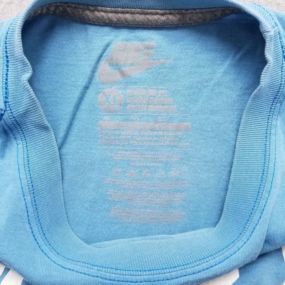 Nike Nike Shirt Mens XL Blue Short Sleeve Casual Just Do It Size US XL / EU 56 / 4 - 8 Thumbnail