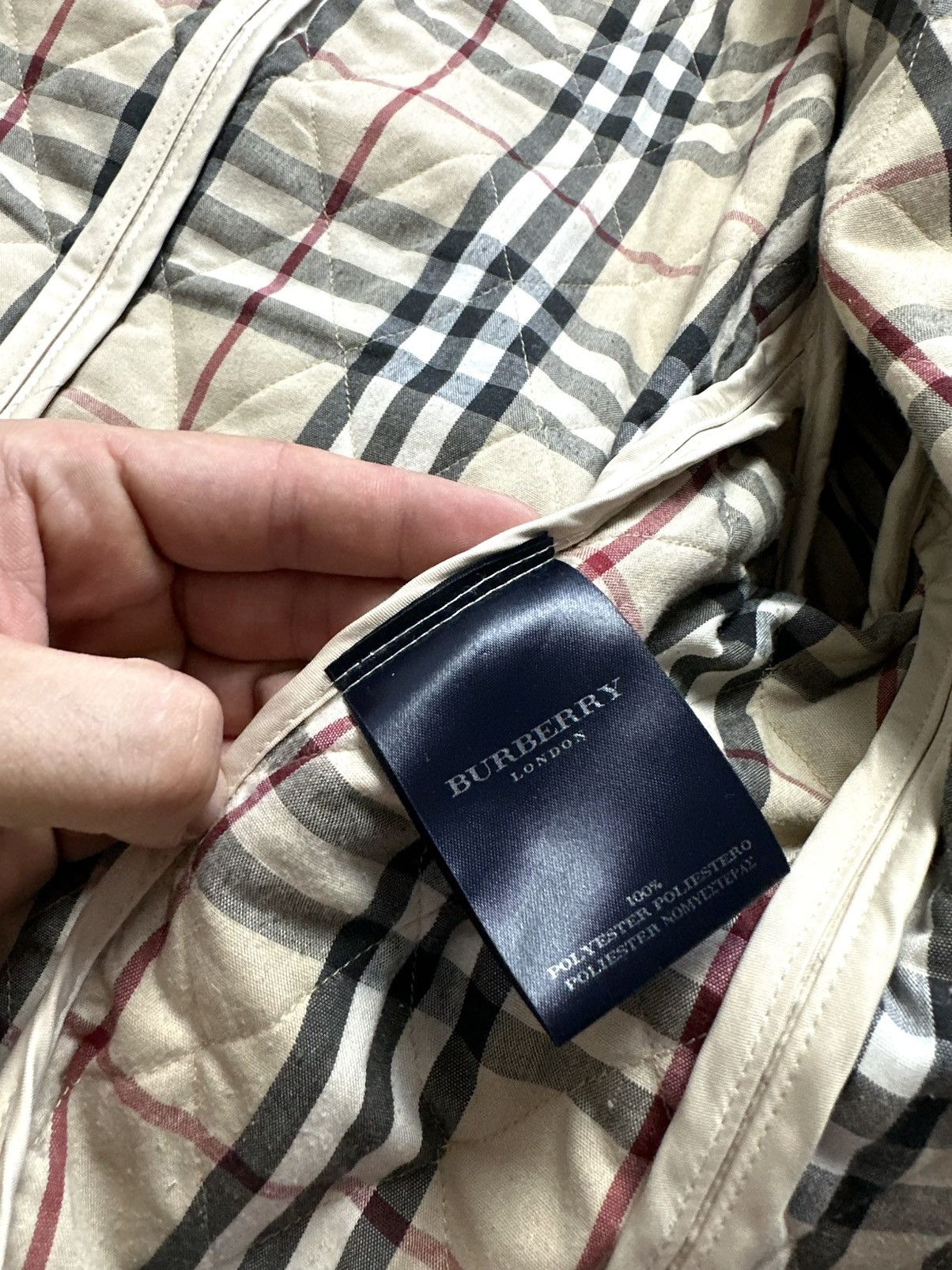 Burberry Vintage 90s Burberry Nova Check Quilt Luxury Jacket Size S / US 4 / IT 40 - 9 Thumbnail