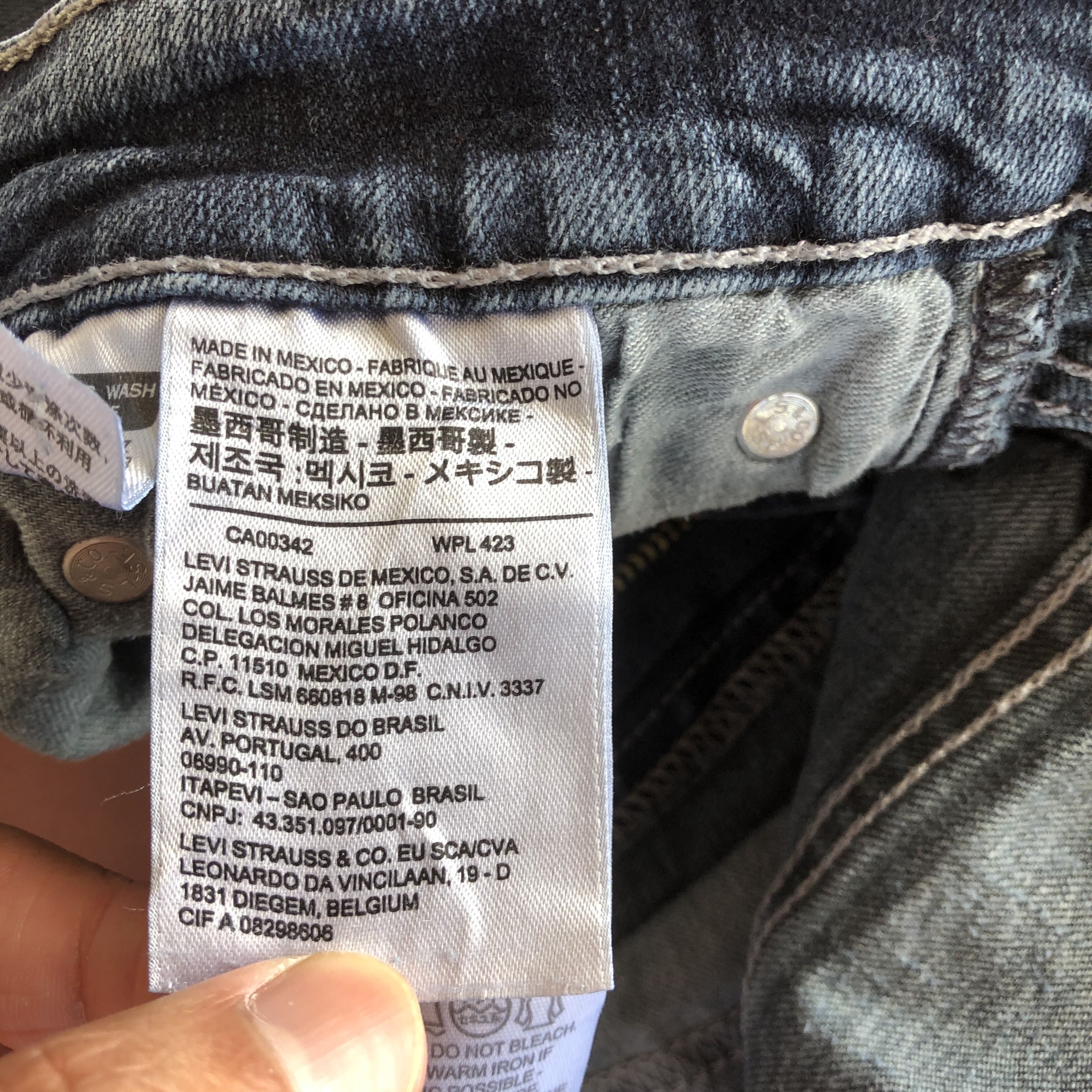 Levi's Vintage Levis 505 Paint Splatter Jeans Levis Faded Denim Size US 30 / EU 46 - 10 Thumbnail