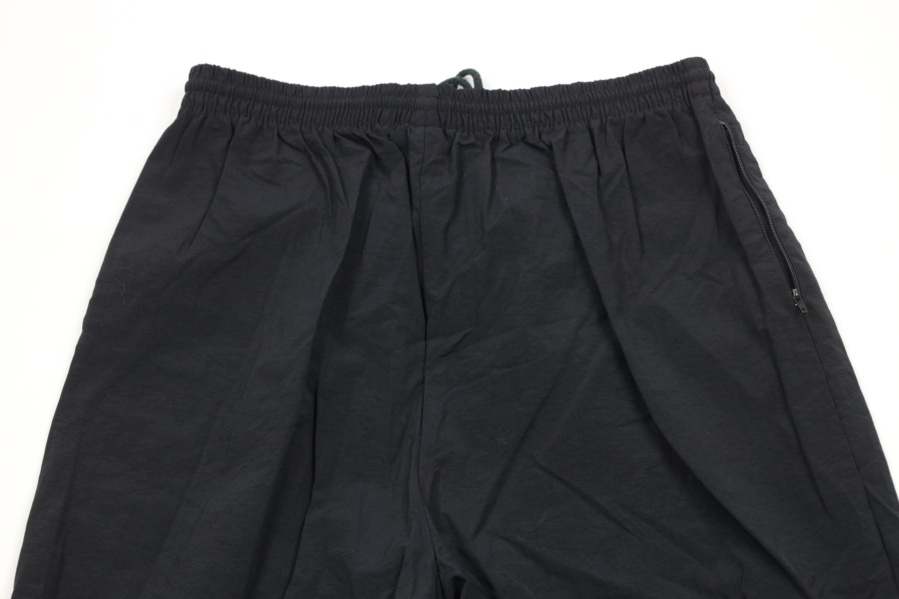 Champion × Vintage Vintage 90s Champion Cuffed Nylon Joggers Jogger Pants Black Size US 36 / EU 52 - 11 Thumbnail