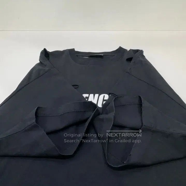 Balenciaga Balenciaga Distressed Logo Short Sleeve T. Size US XS / EU 42 / 0 - 3 Thumbnail