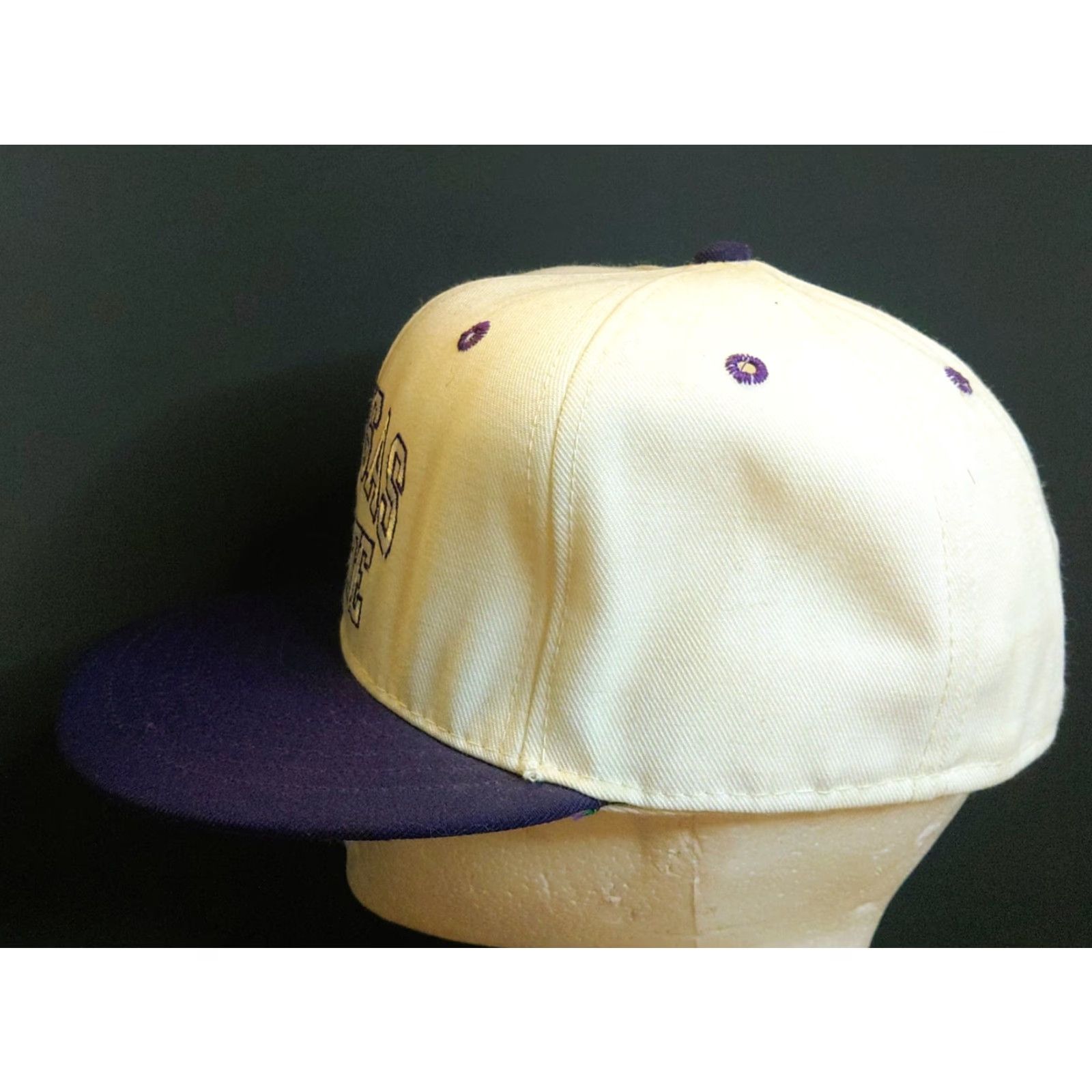 Vintage VINTAGE Kansas State Wildcats Baseball Cap USA Made Pro Line Adult Size 7 3/8 White Cotton Canvas Hat Mens Size ONE SIZE - 4 Thumbnail