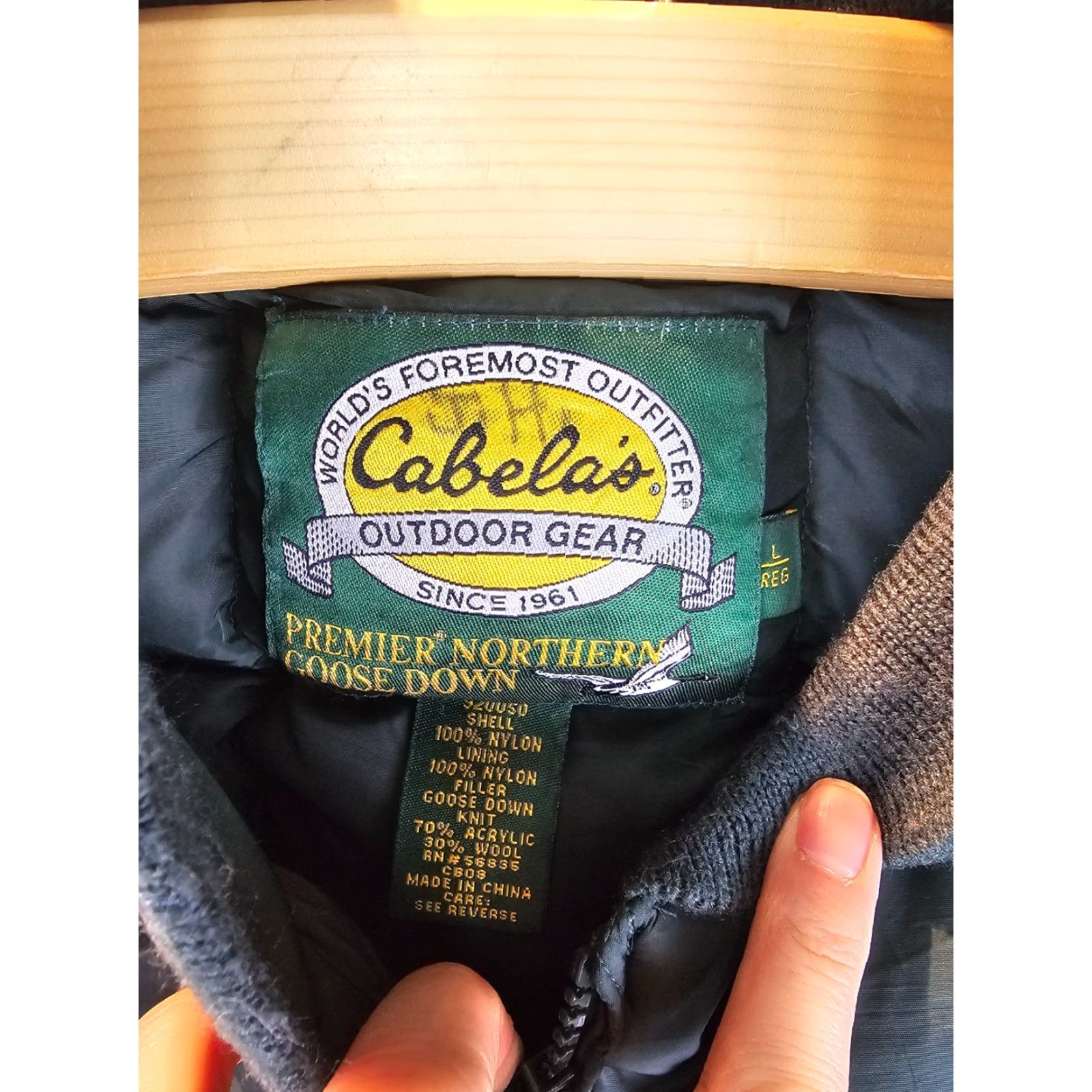 Vintage VINTAGE Cabela's GREEN DOWN VEST LARGE 90's MEN Vest Puffer Jacket Wool Down Insulation Size US L / EU 52-54 / 3 - 2 Thumbnail