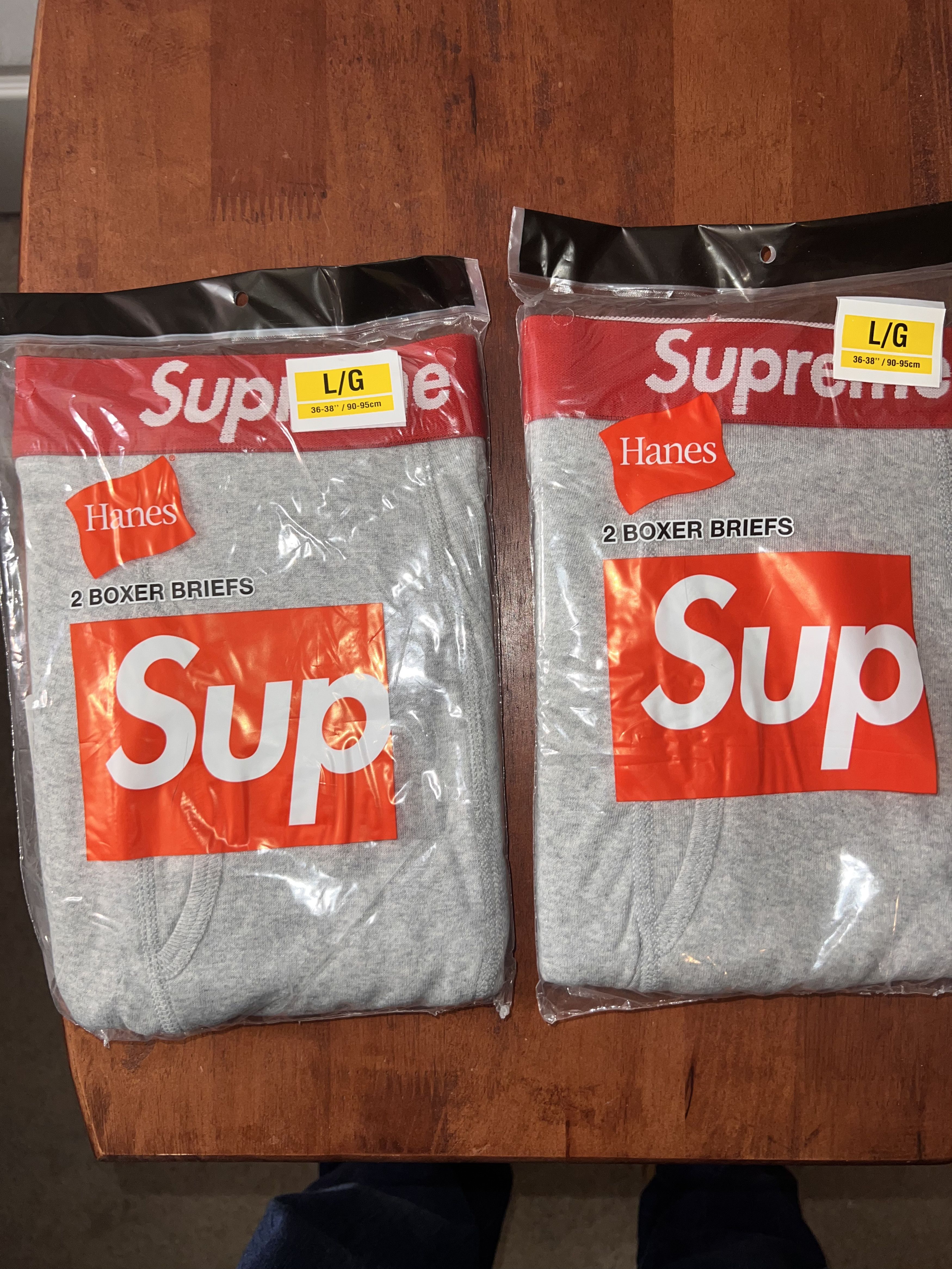 Supreme Large Hanes Boxer Briefs Size 36 - 1 Thumbnail
