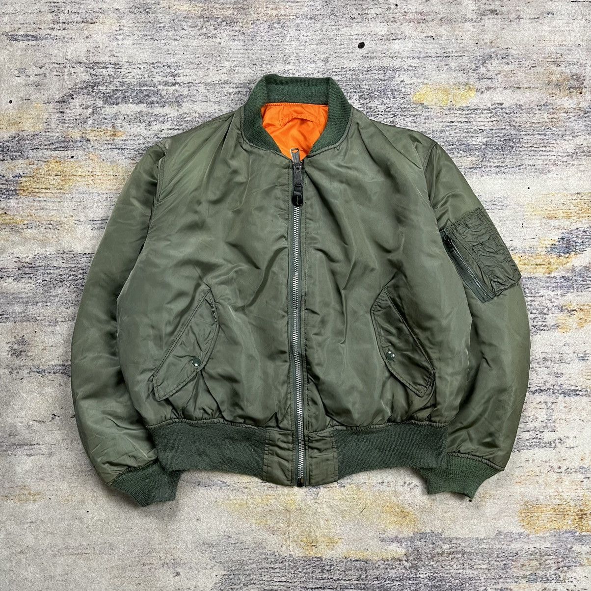 Alpha Industries Vintage alpha industries Ma-1 bomber jacket Size US XL / EU 56 / 4 - 1 Thumbnail