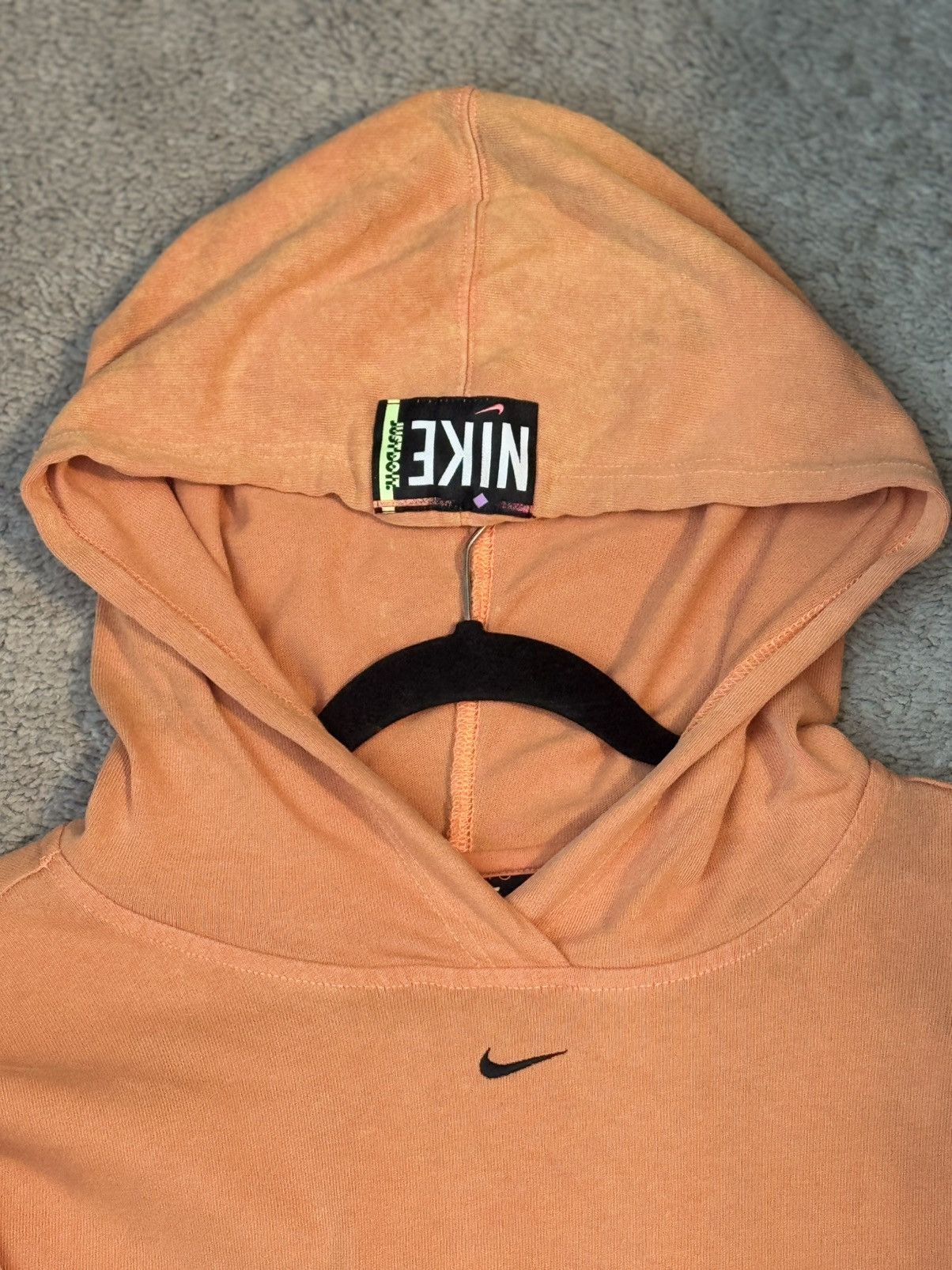 Nike Nike Orange Cropped Hoodie Women’s L Retro Washed Streetwear Size L / US 10 / IT 46 - 2 Thumbnail
