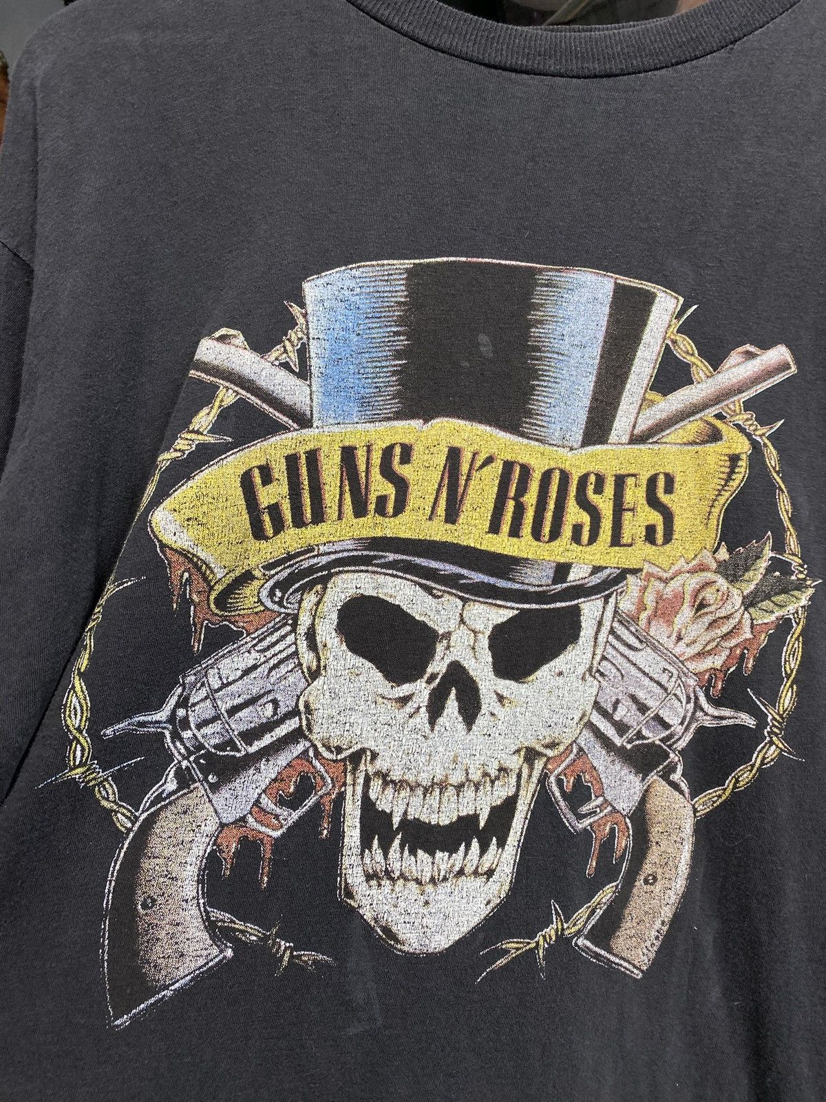 Vintage Vintage Guns N’ Roses Band T-Shirt Single Stitch Size Medium Size US M / EU 48-50 / 2 - 2 Thumbnail