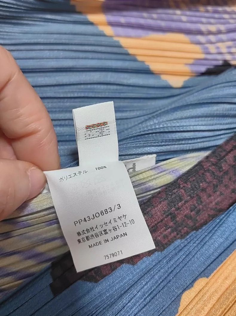 Issey Miyake Issey Miyake size:3 Yellow and blue pleated cardigan Size S / US 4 / IT 40 - 8 Thumbnail