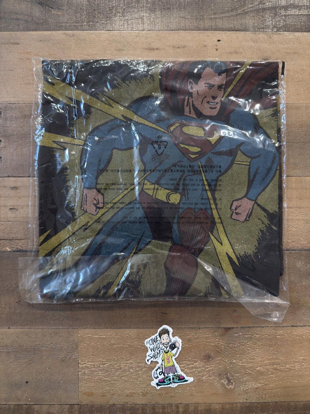 Kith Kith x Superman Lightning Bolt Tee Size Medium Size US M / EU 48-50 / 2 - 8 Thumbnail