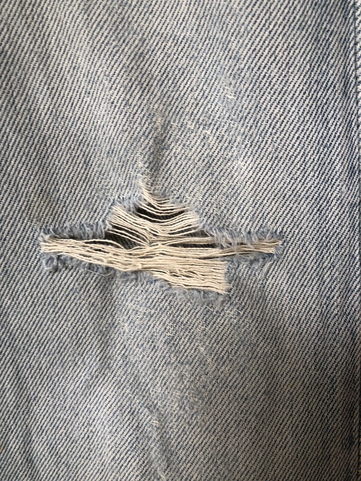 Levi's × Vintage Thrashed 📍501 Levis 90s Vintage Jean Size US 30 / EU 46 - 9 Thumbnail