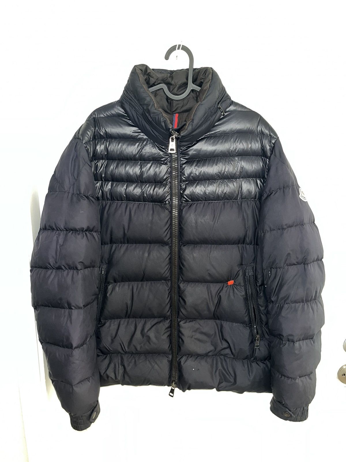 image of Moncler Dinant Guibbotto Down Coat in Navy, Men's (Size Large)