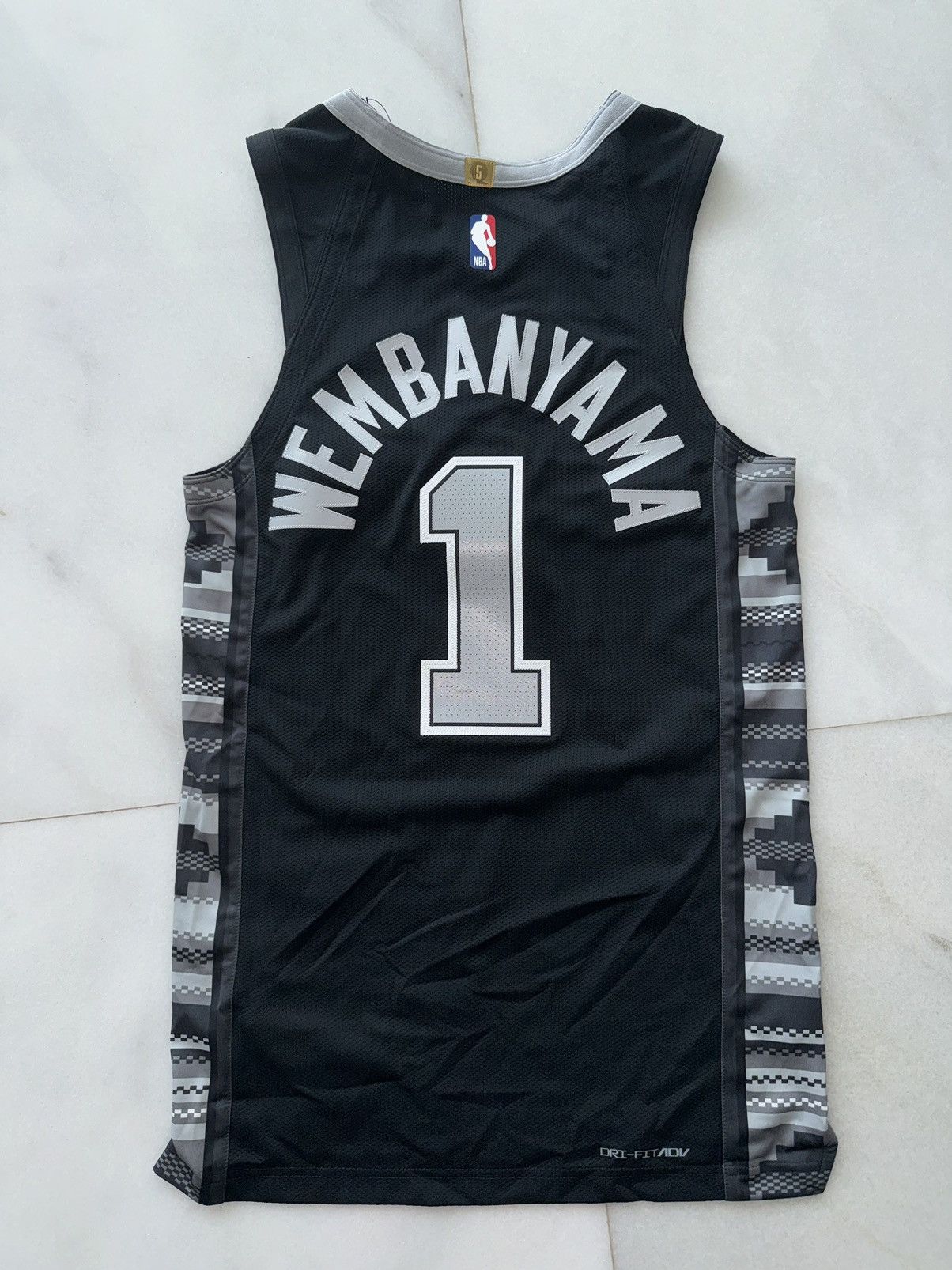 NBA × Nike Nike Victor Wembanyama Statement Authentic Jersey Rookie 40 Size US S / EU 44-46 / 1 - 2 Thumbnail