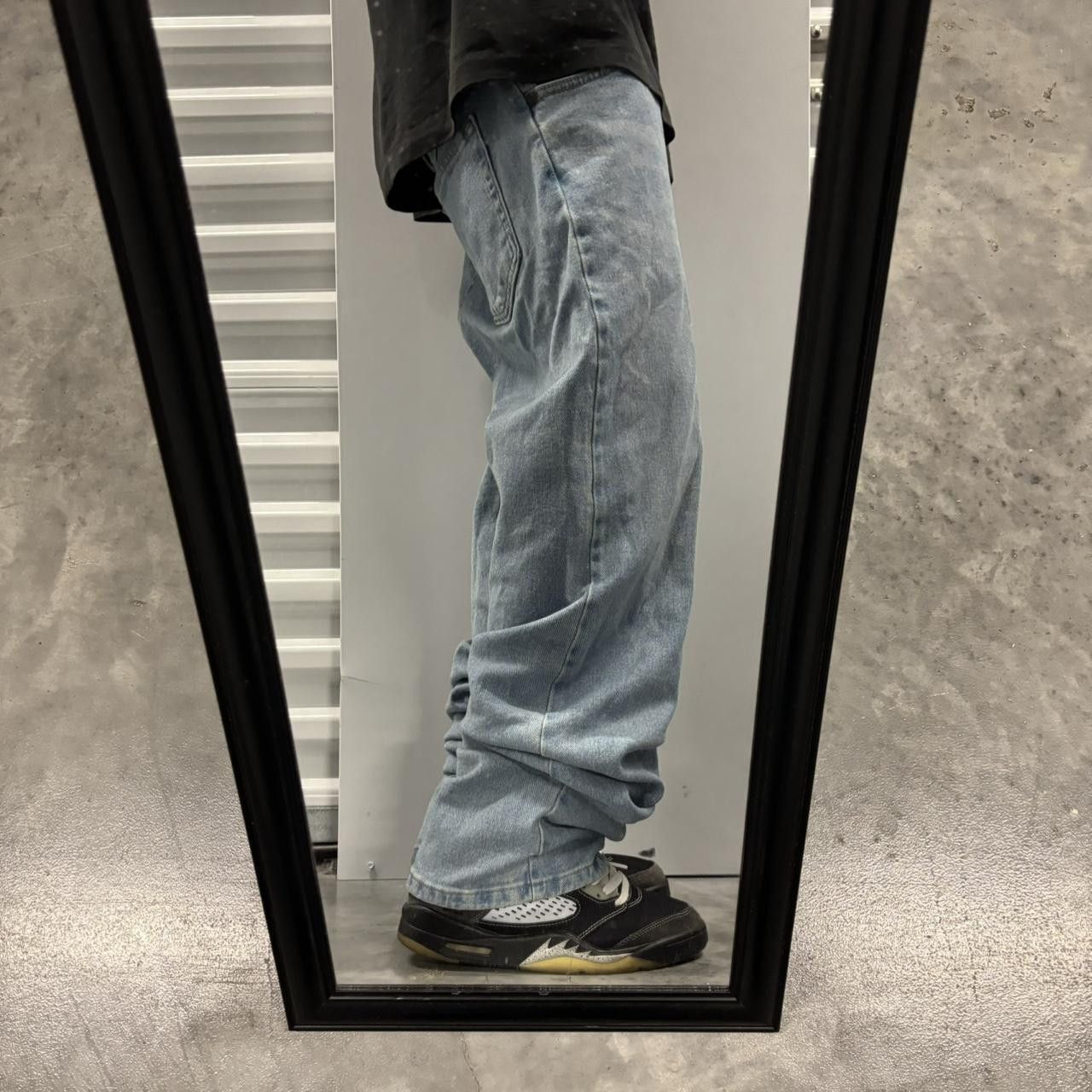 Japanese Brand × Vintage Crazy Vintage Y2K/2000s Light Wash Essential Denim Jeans! Size US 32 / EU 48 - 2 Thumbnail
