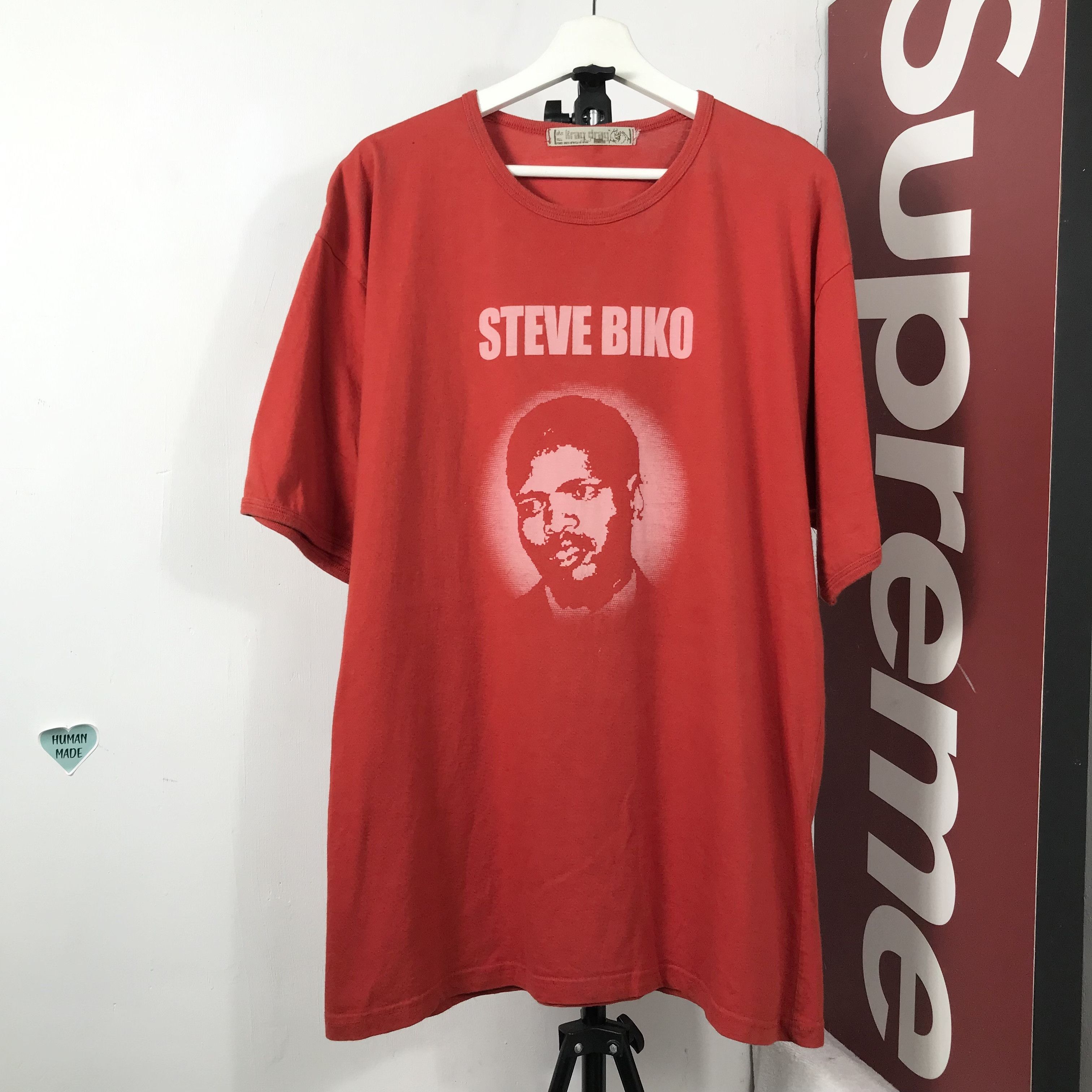 Vintage vintage steve biko activist black mens Maya Angelou T Shirr Size US L / EU 52-54 / 3 - 1 Thumbnail