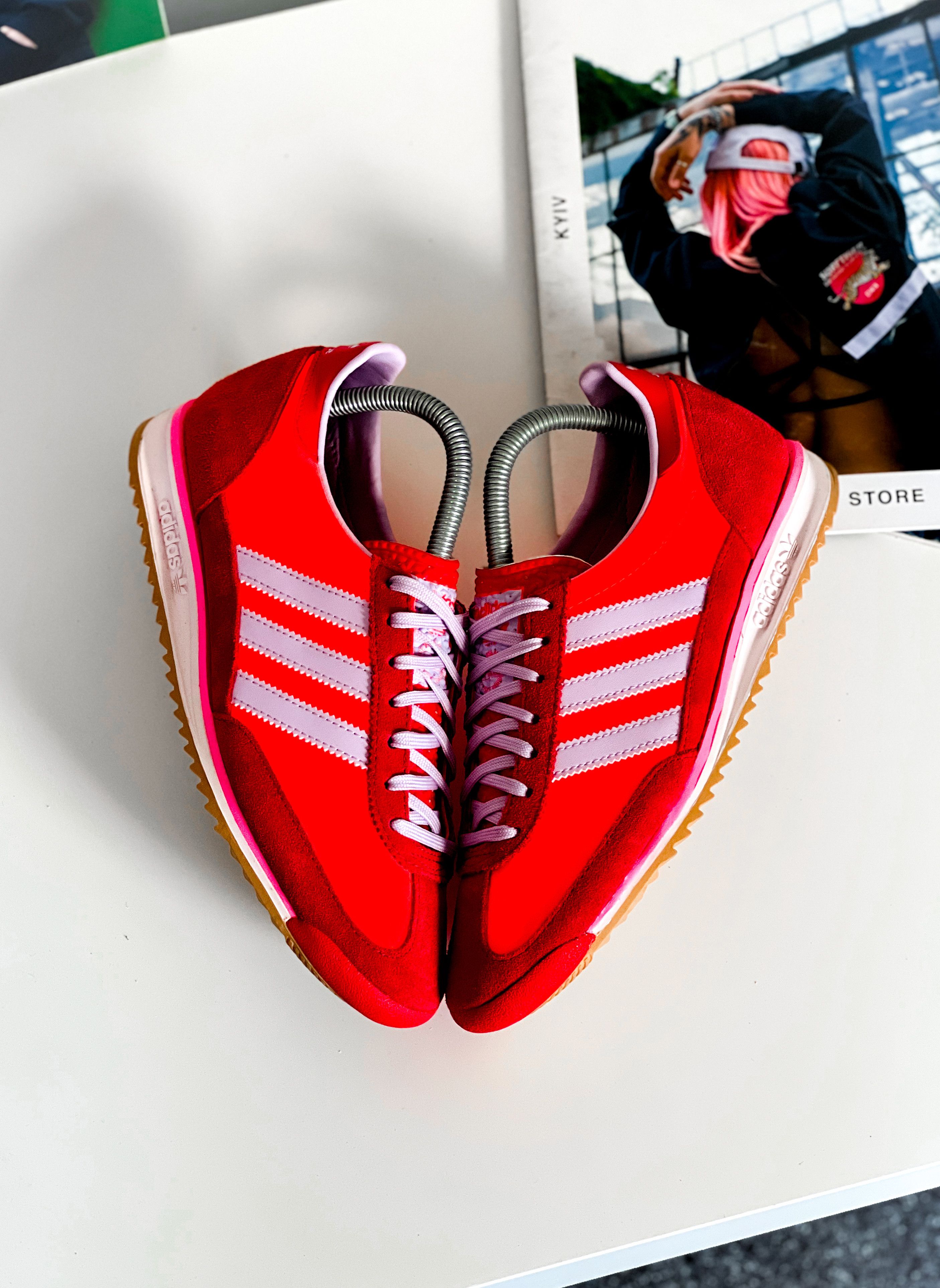 Adidas Adidas SL72 `JH7392` Size US 9.5 / IT 39.5 - 1 Thumbnail