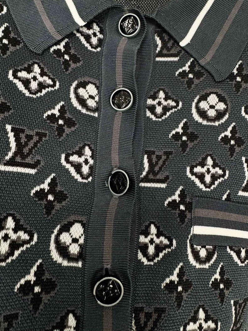Louis Vuitton Louis Vuitton Knitted Short Sleeve Top -2505 Size M / US 6-8 / IT 42-44 - 3 Thumbnail