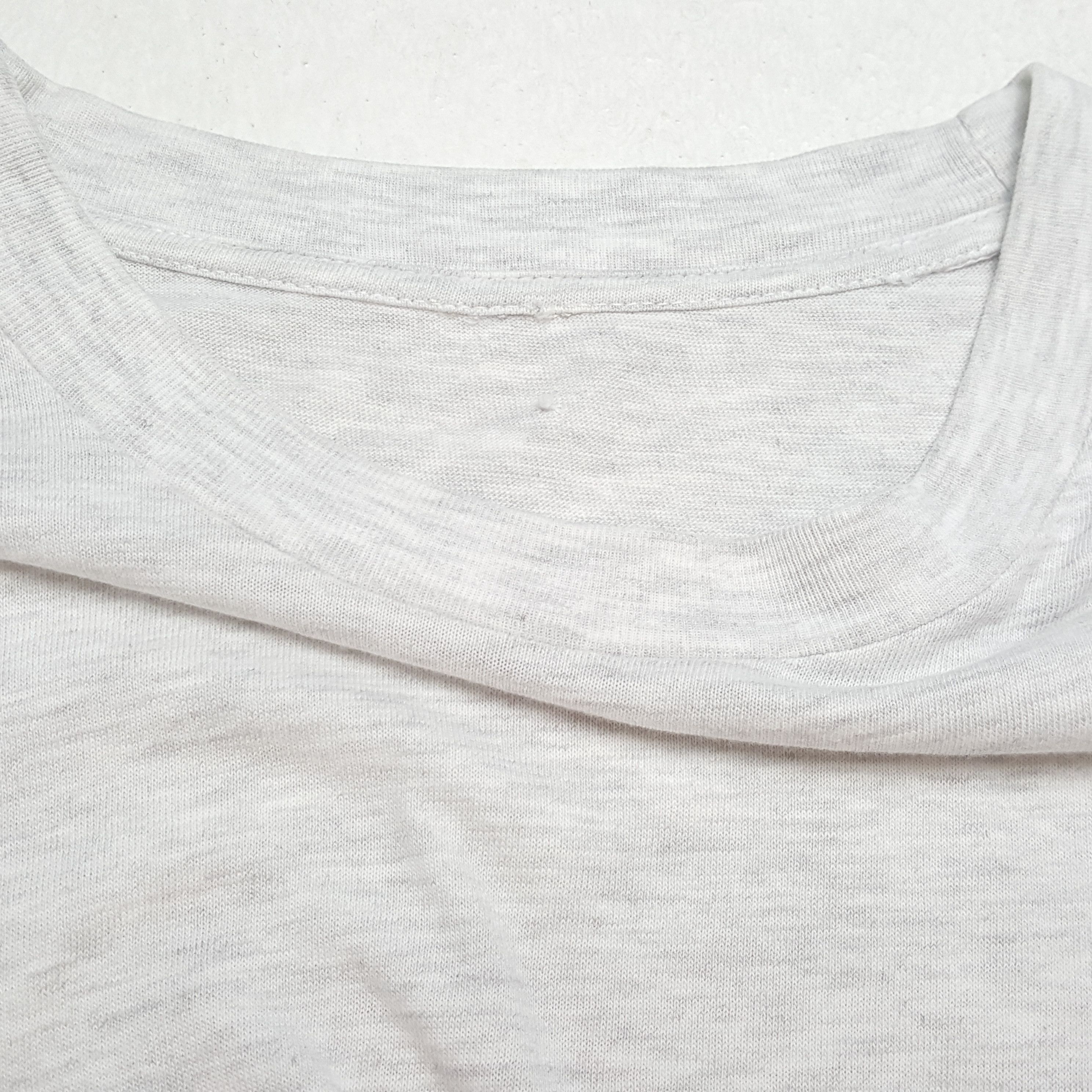 Japanese Brand × Vintage Vintage CASTROL RACING Motorcycle MotoGP T-Shirts Size US L / EU 52-54 / 3 - 8 Thumbnail