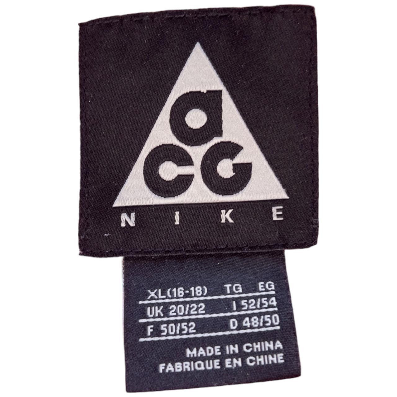 Nike Vintage Nike ACG Butterfly Jacket Women's Size XL Size XL / US 12-14 / IT 48-50 - 3 Thumbnail