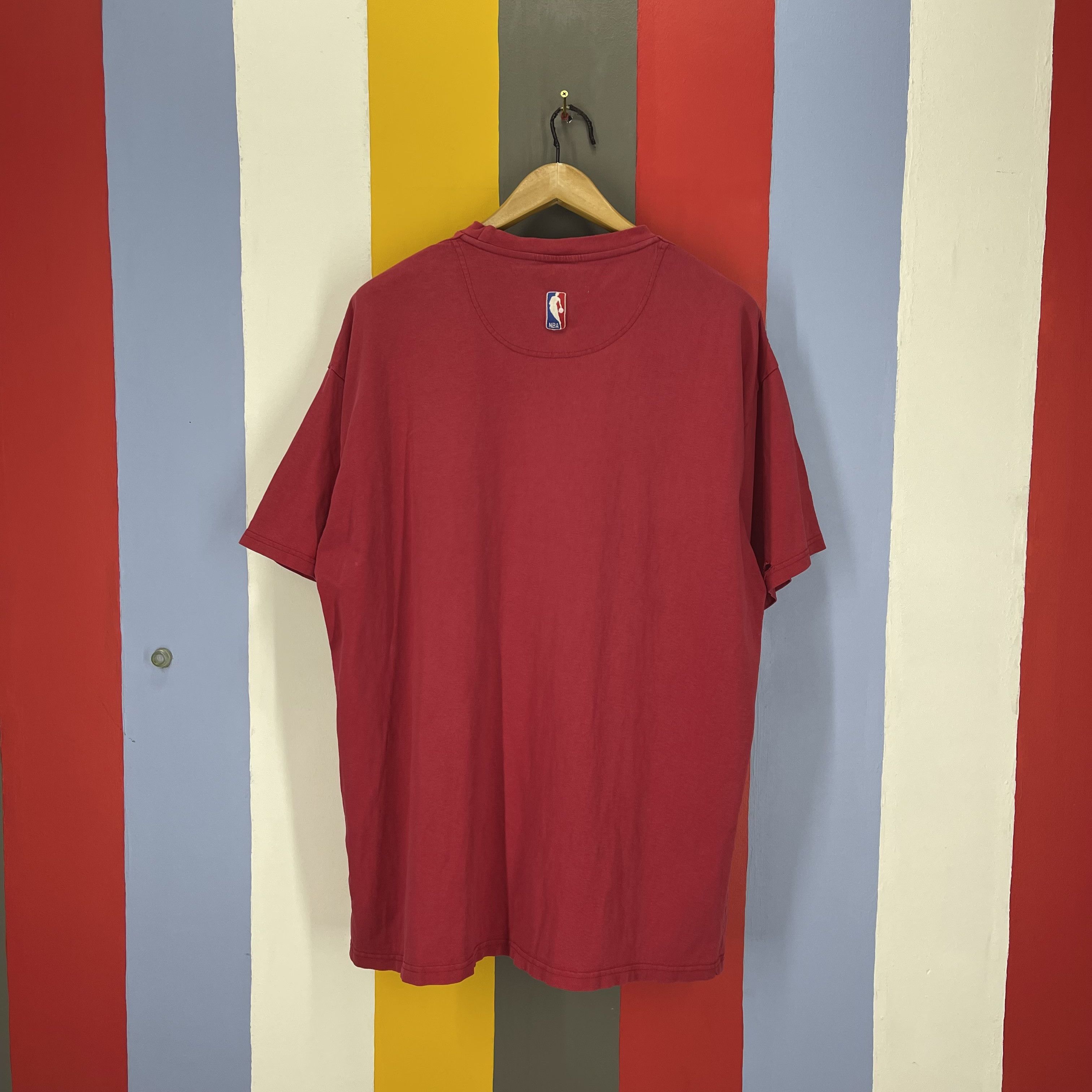 Nike Y2K Vintage BLAZERS by NIKE TEAM Crew Neck T Shirt #1727/06 Size US XL / EU 56 / 4 - 11 Thumbnail
