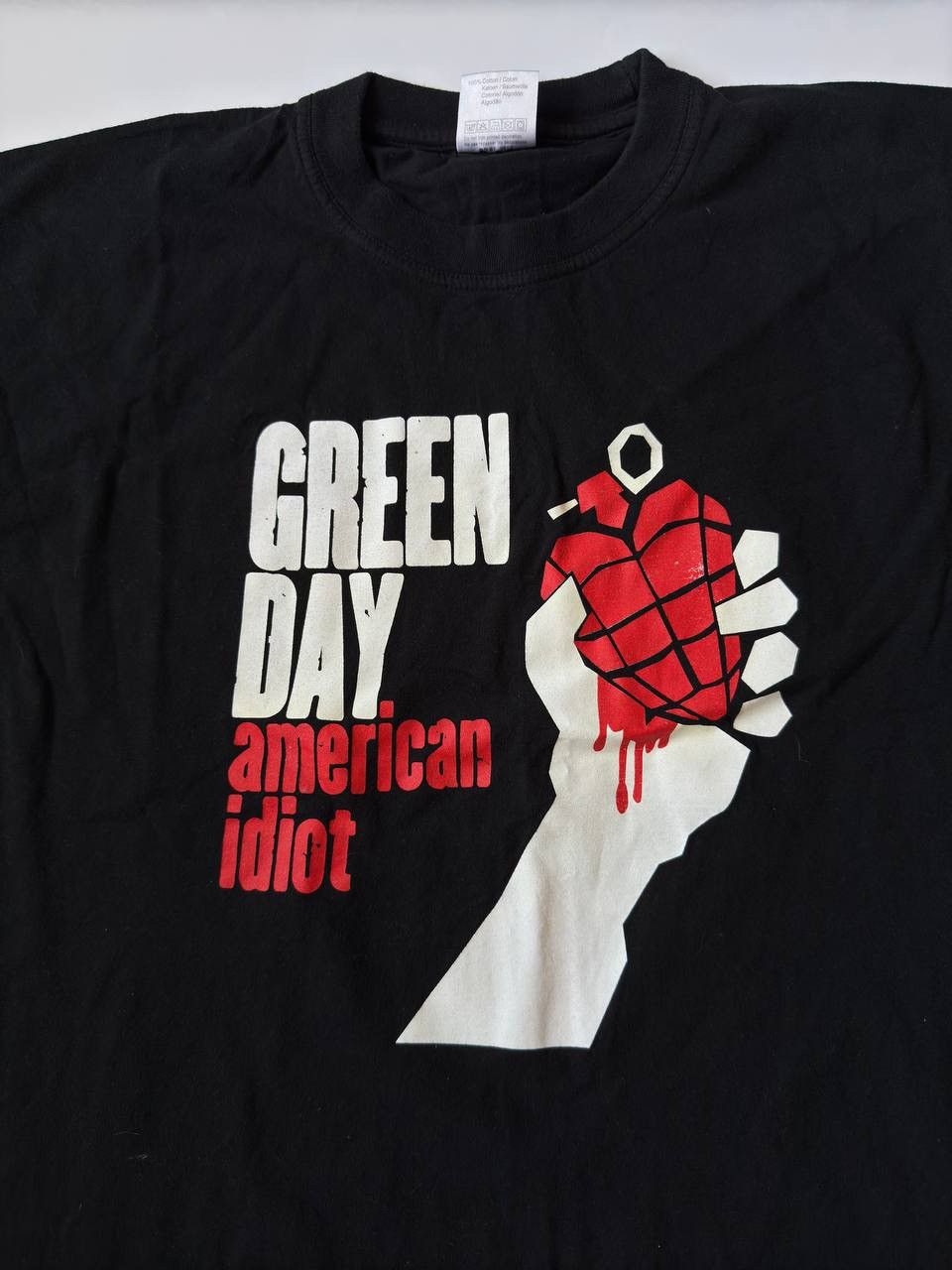 Band Tees Green Day American idiot 2005 black vintage t-shirt xl Size US XL / EU 56 / 4 - 3 Thumbnail