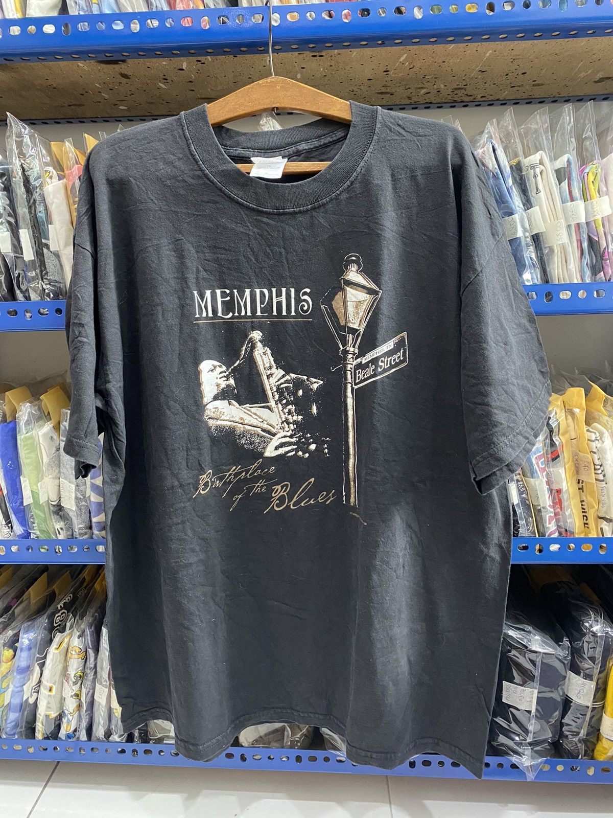 Vintage MEMPHIS BIRTH PLACE OF THE BLUES TSHIRT Size US L / EU 52-54 / 3 - 1 Thumbnail
