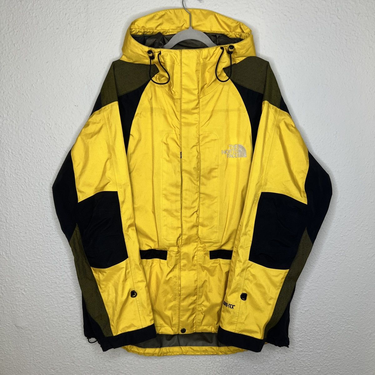 The North Face The North Face Vintage Jacket Mountain Retro 1990 Yellow Size US XL / EU 56 / 4 - 1 Thumbnail