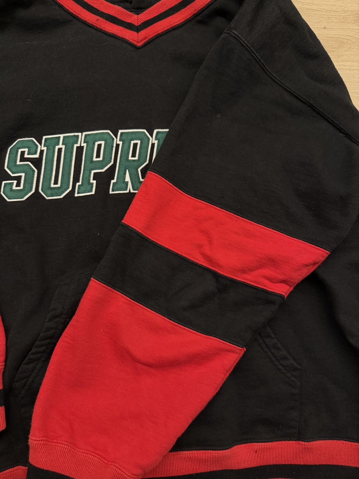 Supreme Supreme hockey hooded sweatshirt Size US L / EU 52-54 / 3 - 3 Thumbnail