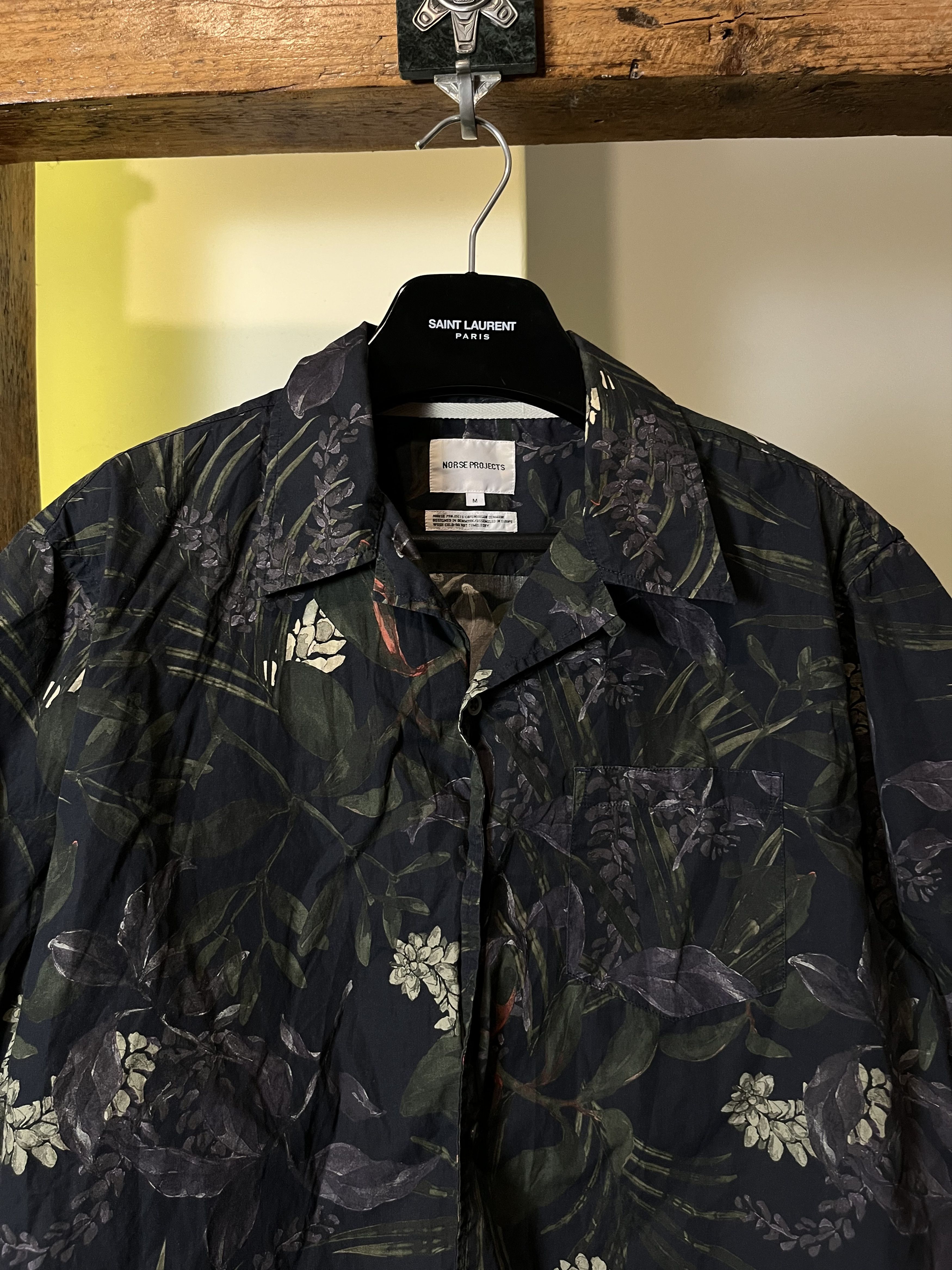 Norse Projects Norse Projects Carsten Print Floral Shirt Made in Portugal Size US M / EU 48-50 / 2 - 2 Thumbnail