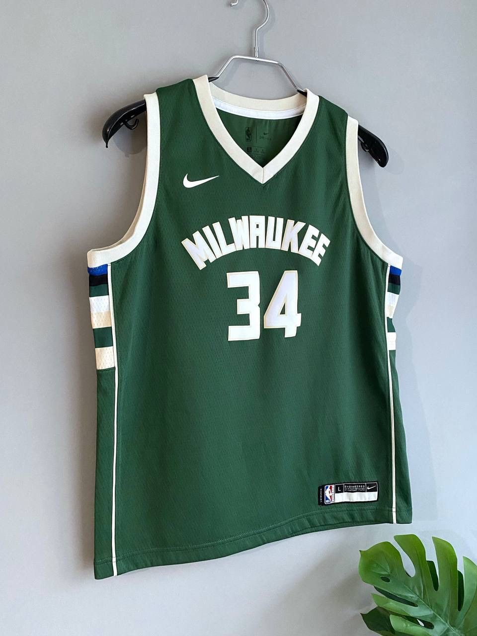 NBA × Nike NBA Milwaukee Bucks Jersey #34 ANTETOKOUNMPO Youth L 14/16 Size US XS / EU 42 / 0 - 2 Thumbnail