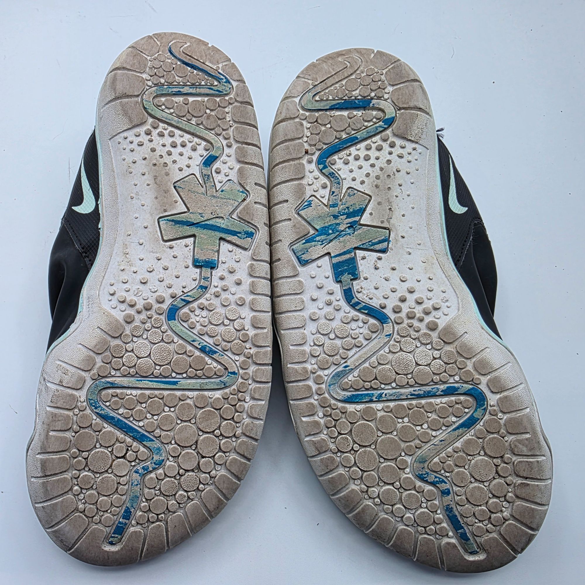 Nike Nike Zoom Pulse Black Blue Hero Teal Tint Mens Size 5 Nurse Size US 5 / EU 37 - 8 Thumbnail
