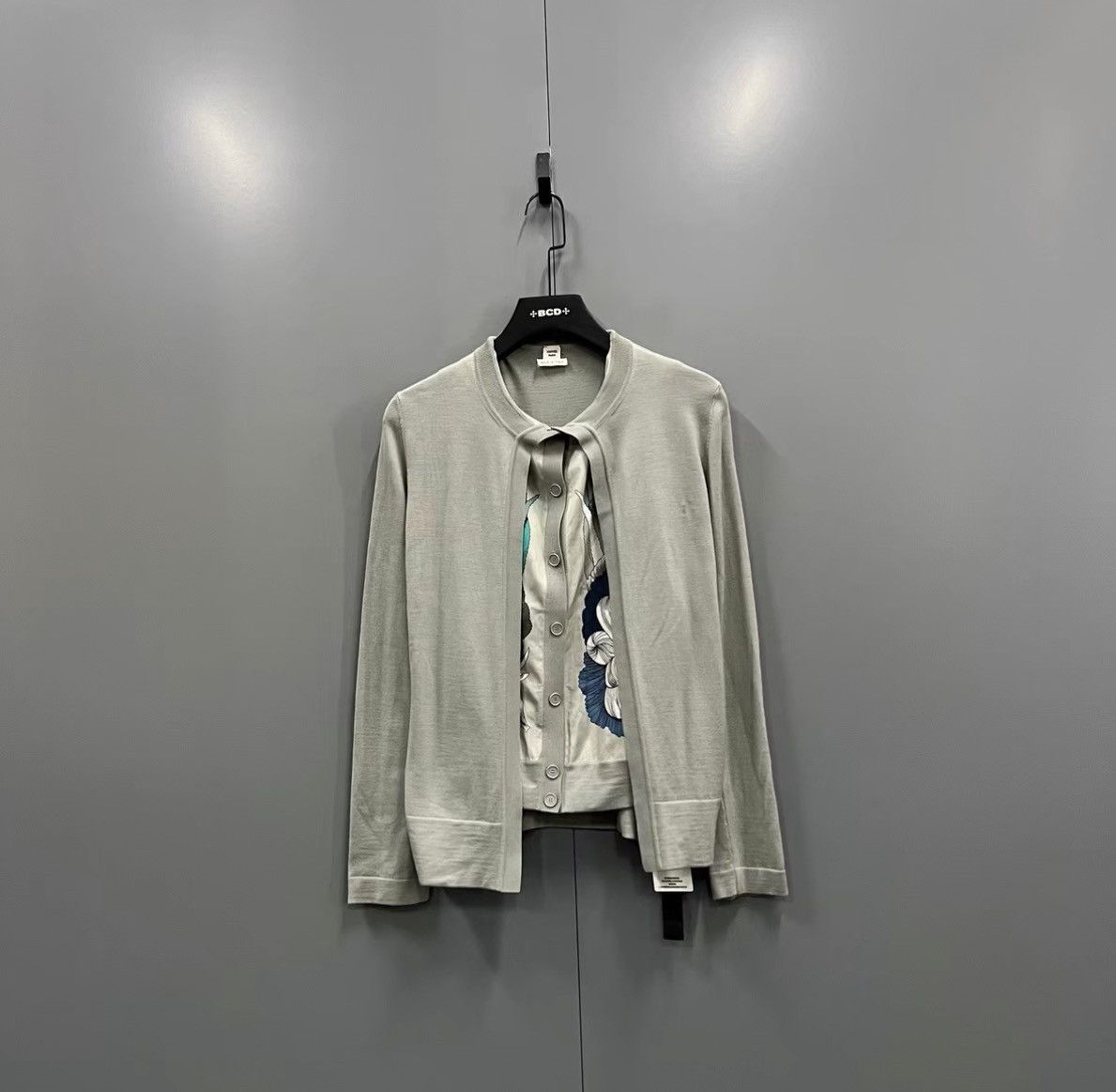 Hermes Hermès Grey Silk Spliced Fake Two-piece Cardigan J41 Size XXS / US 00 / IT 34 - 1 Thumbnail