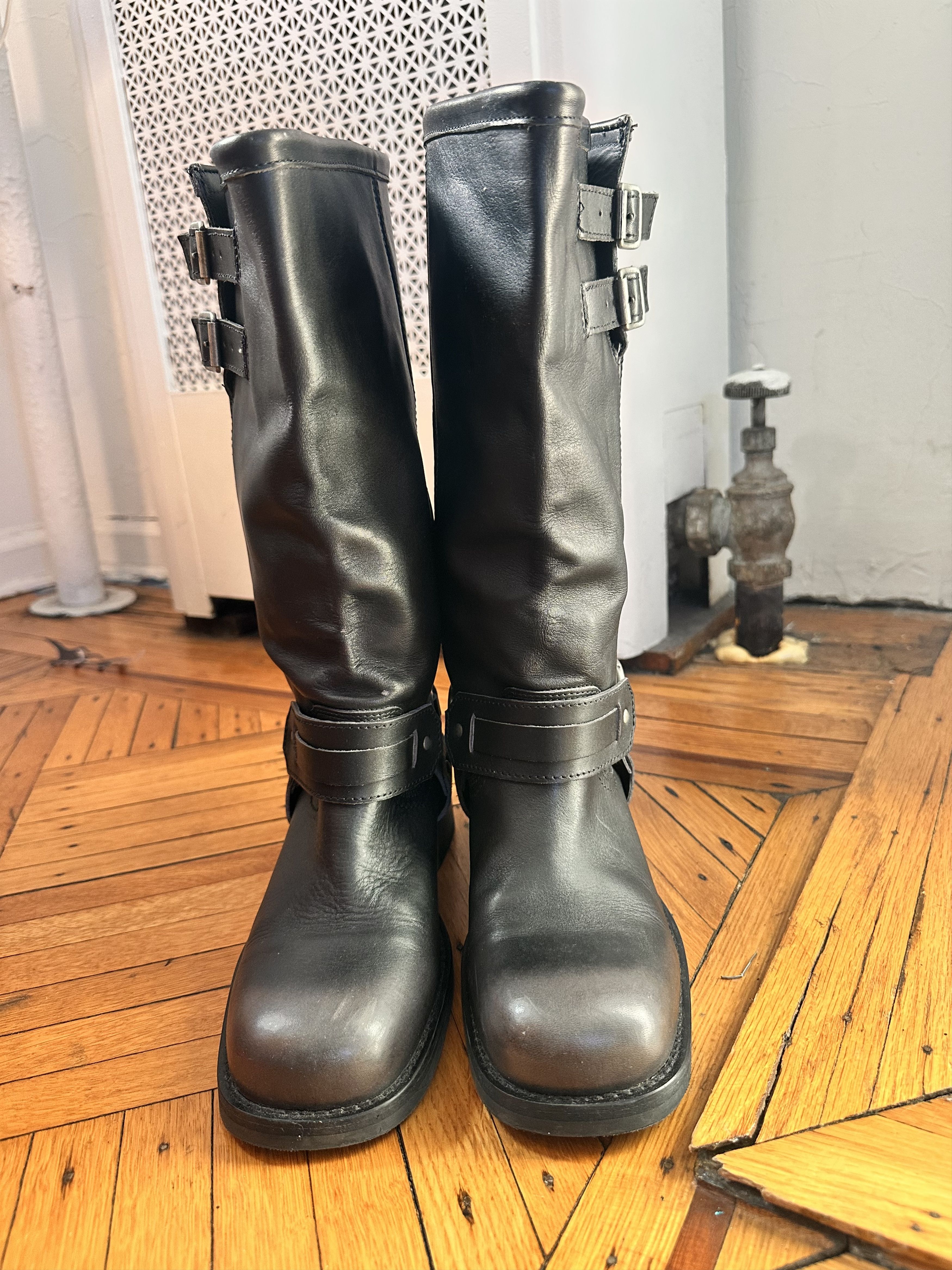 Cos COS Black Leather Biker Boots _ 41 EU/10 US Size US 10 / IT 40 - 1 Thumbnail